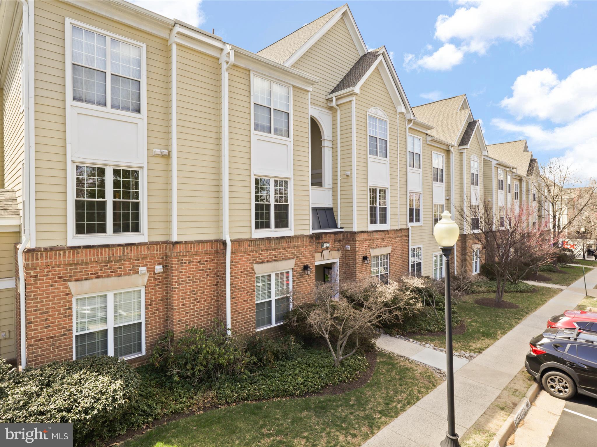 WORLDGATE CONDO - Residential