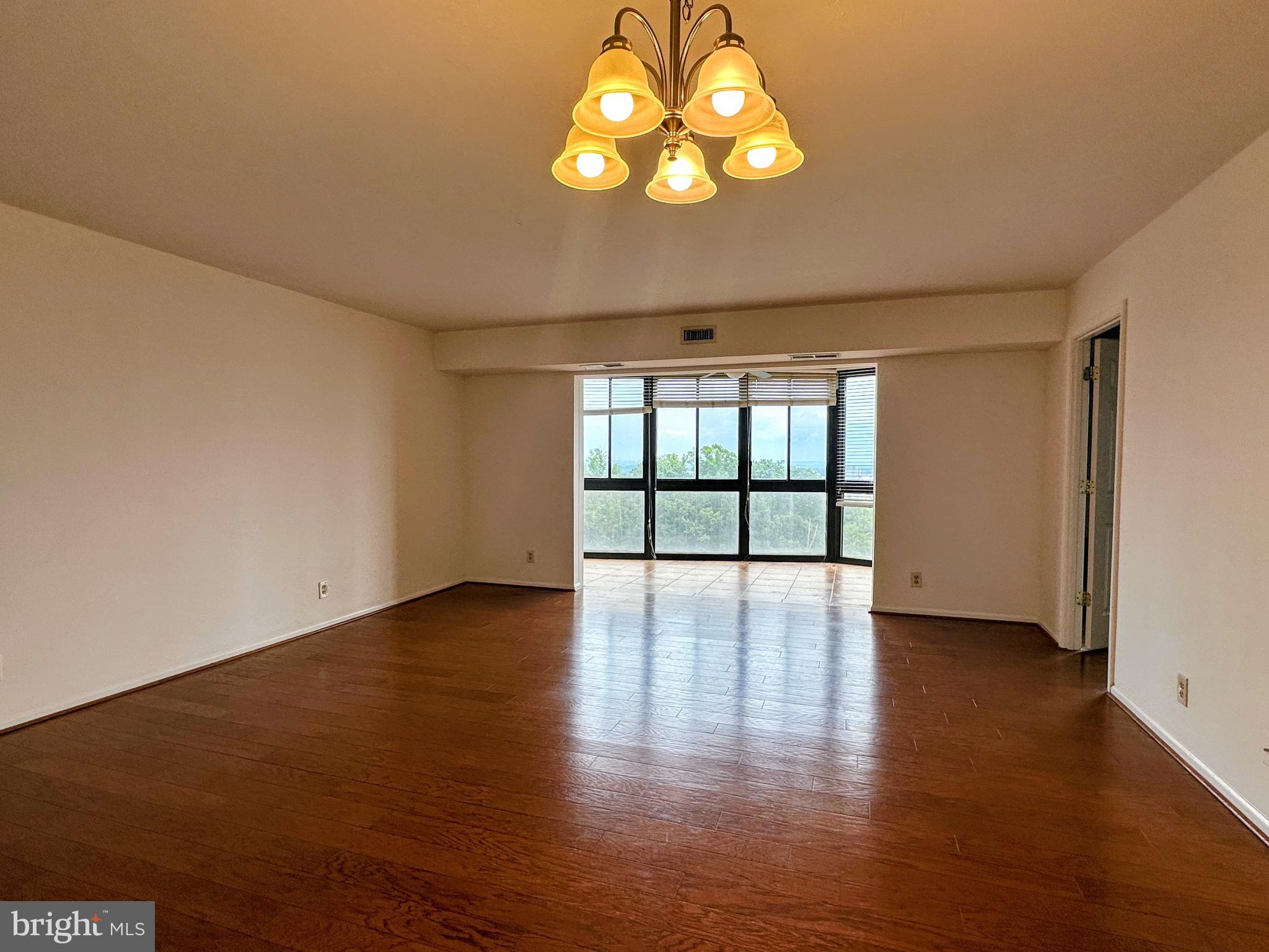 ROTONDA - Residential