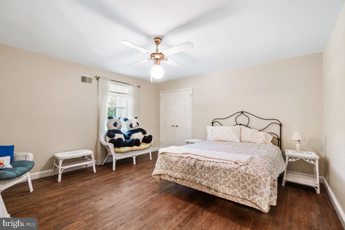DARNESTOWN OUTSIDE - Residential