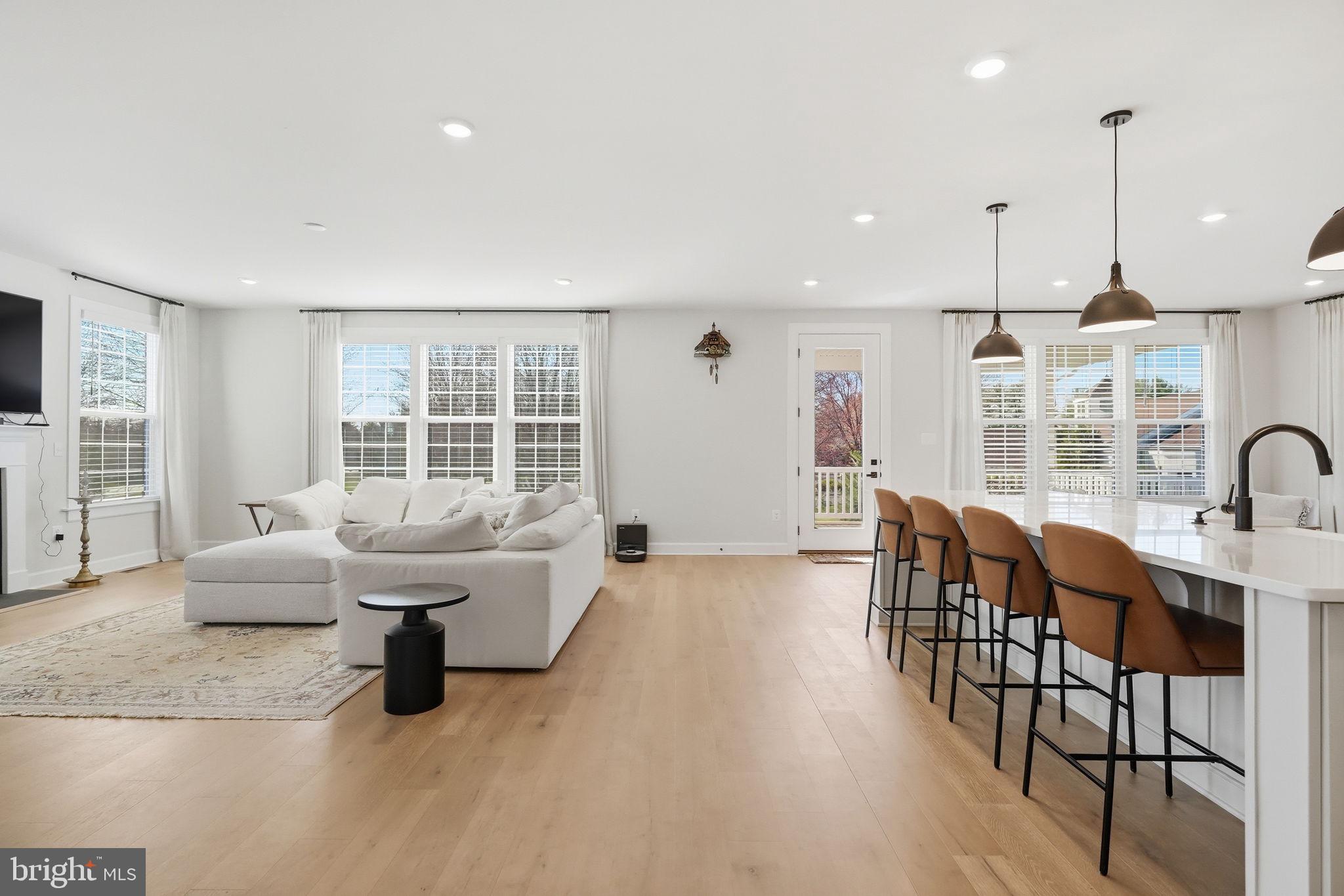 MAYFIELD - Residential