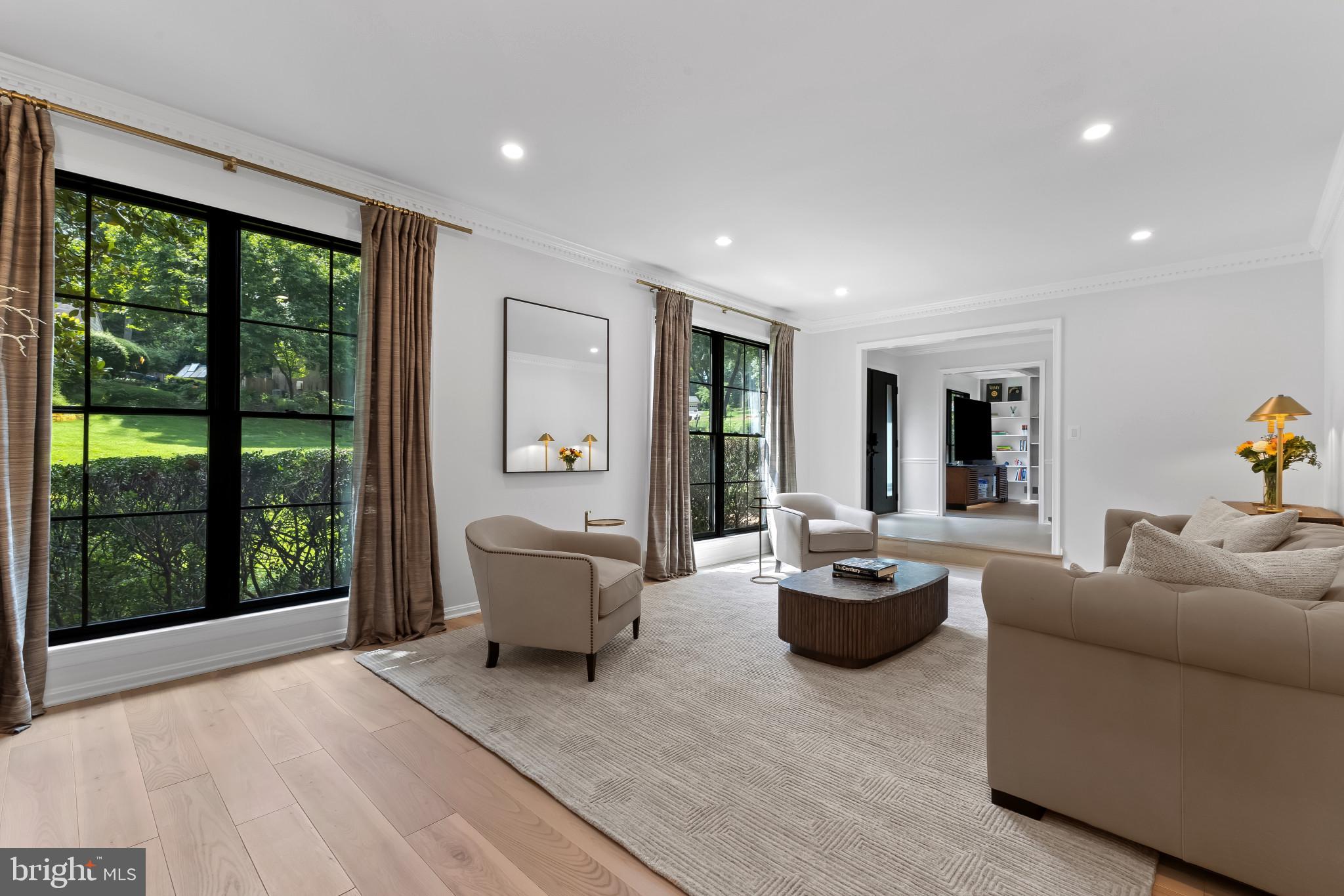 MANTUA - Residential