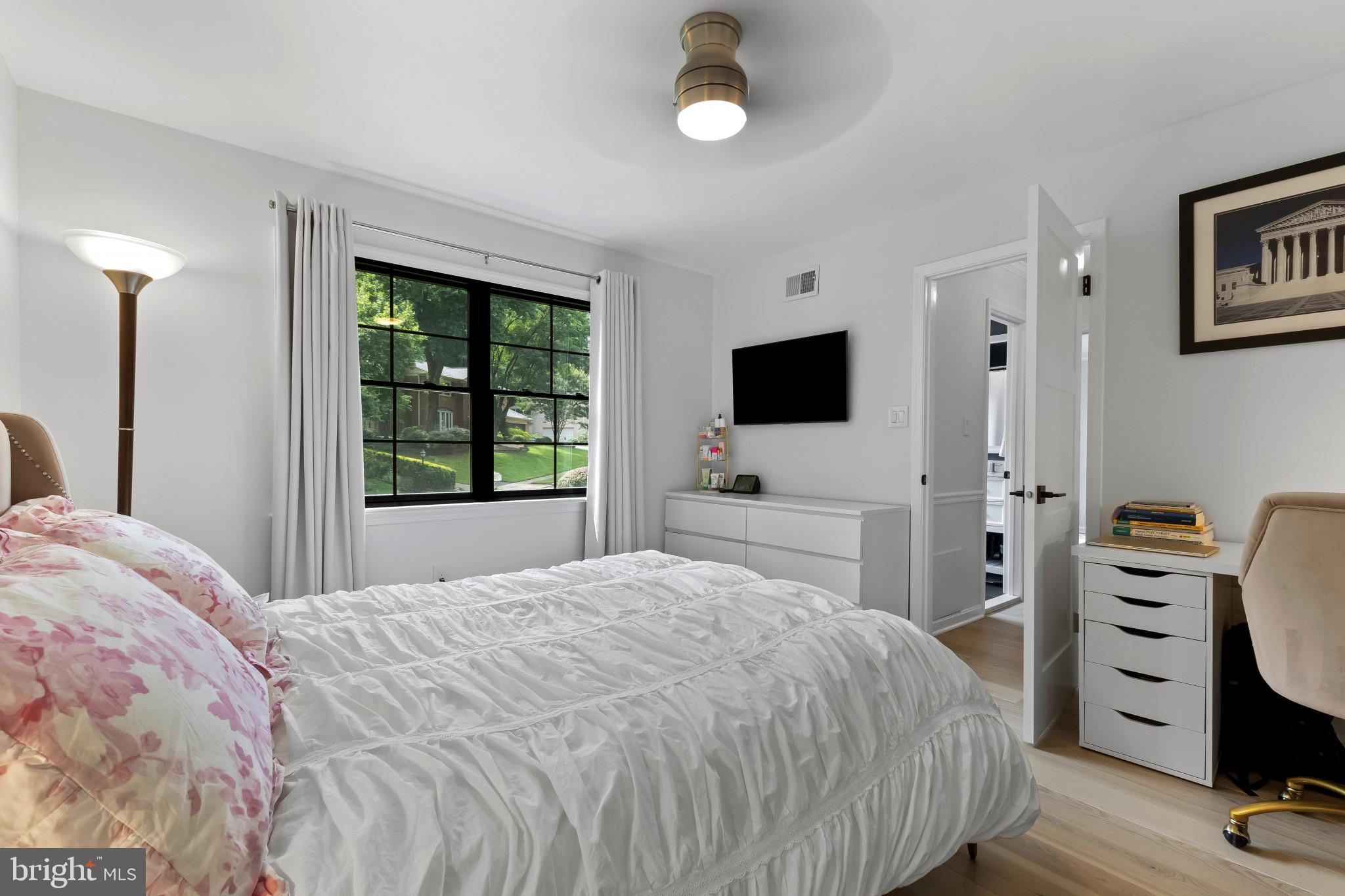 MANTUA - Residential