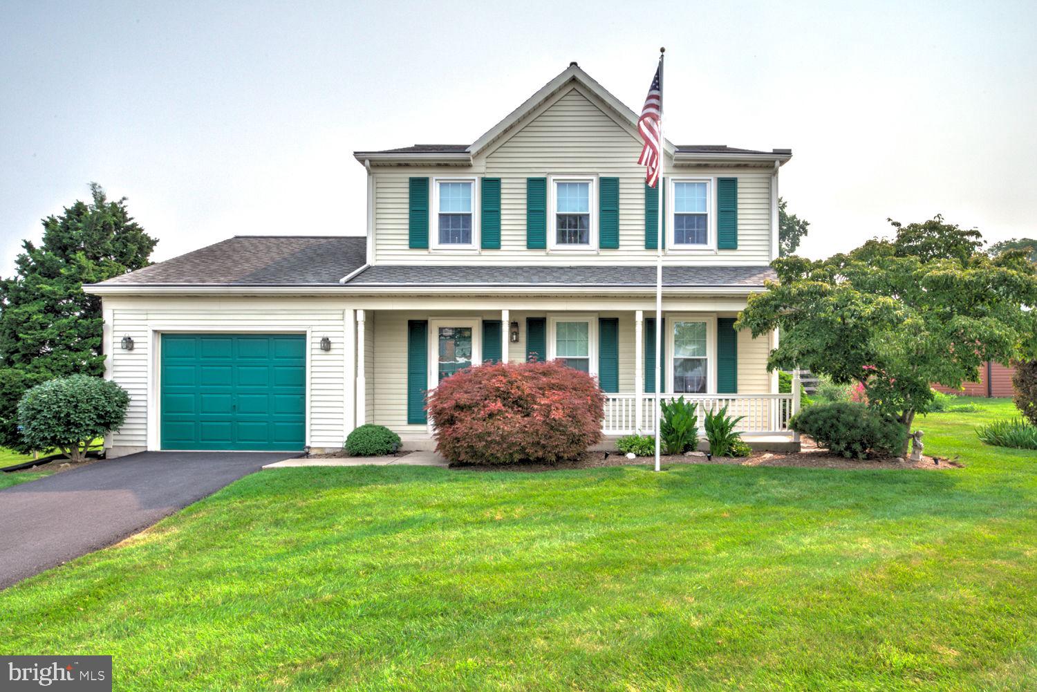 NEW HOLLAND BOROUGH - Residential