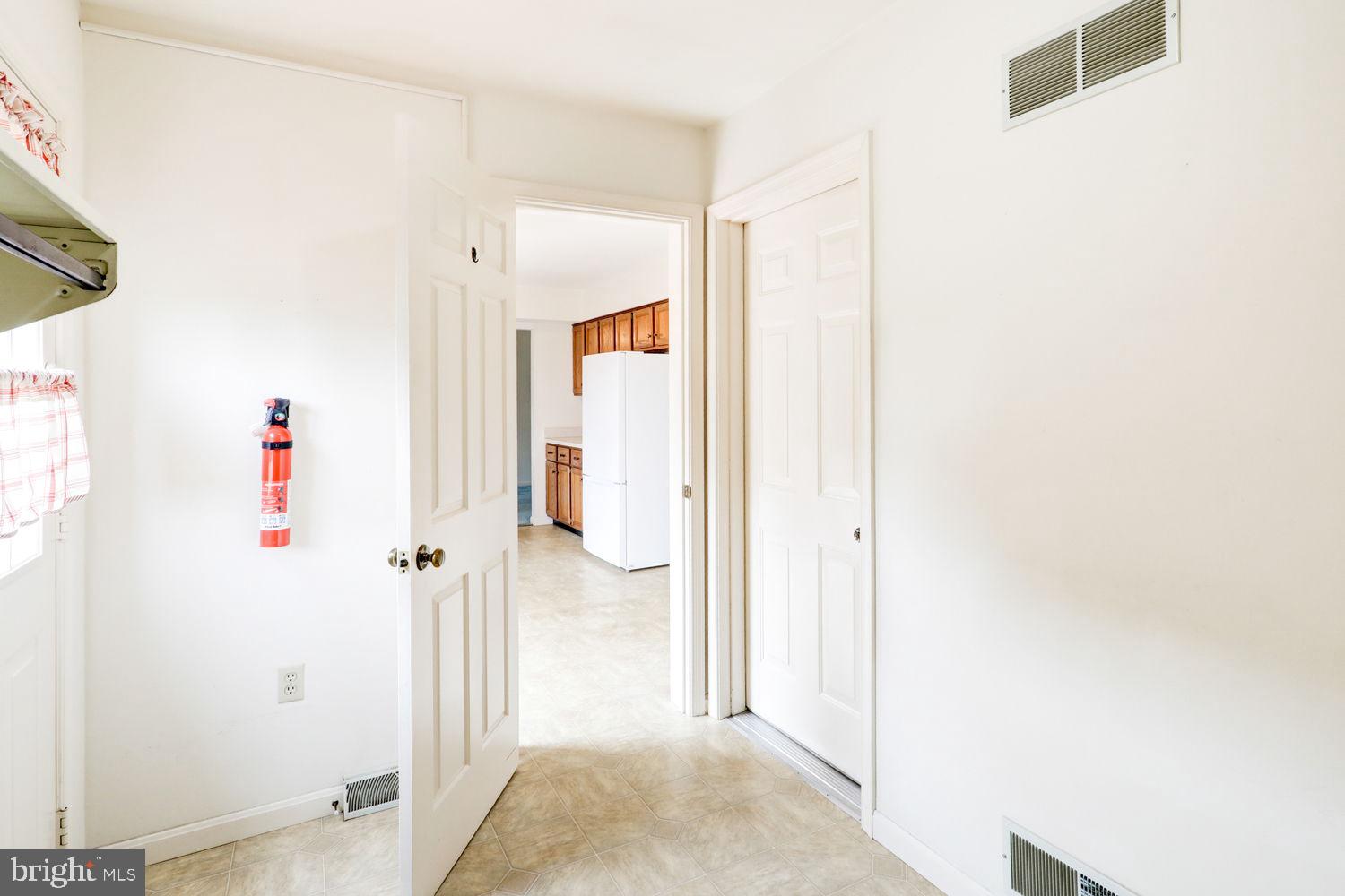 NEW HOLLAND BOROUGH - Residential