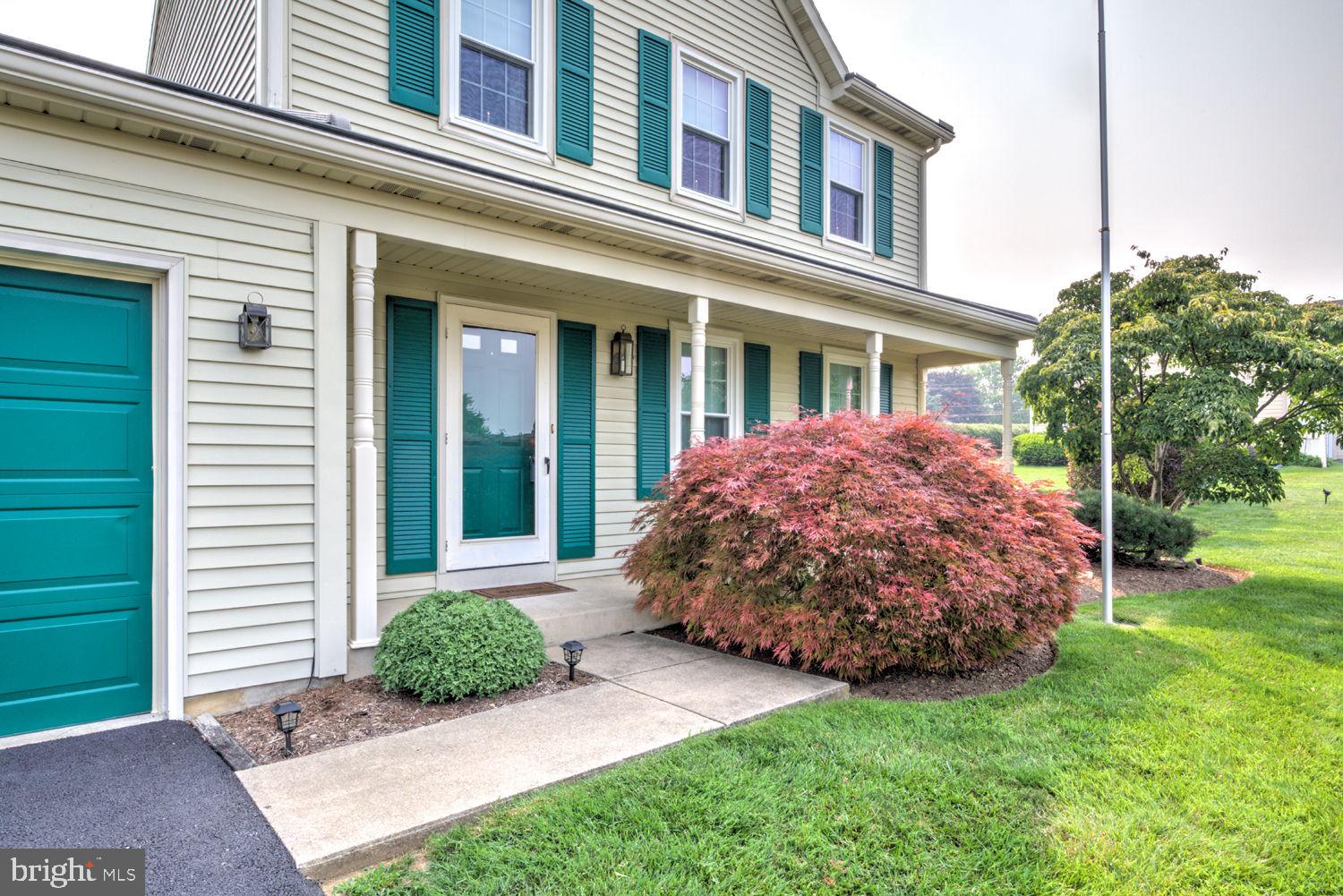 NEW HOLLAND BOROUGH - Residential