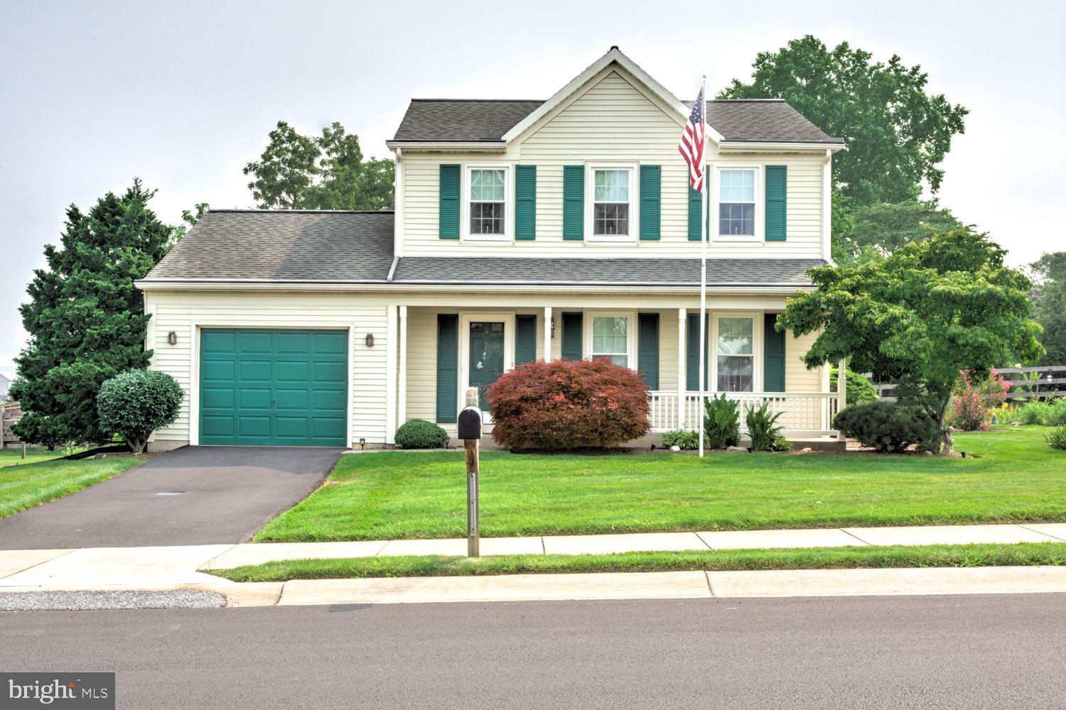 NEW HOLLAND BOROUGH - Residential