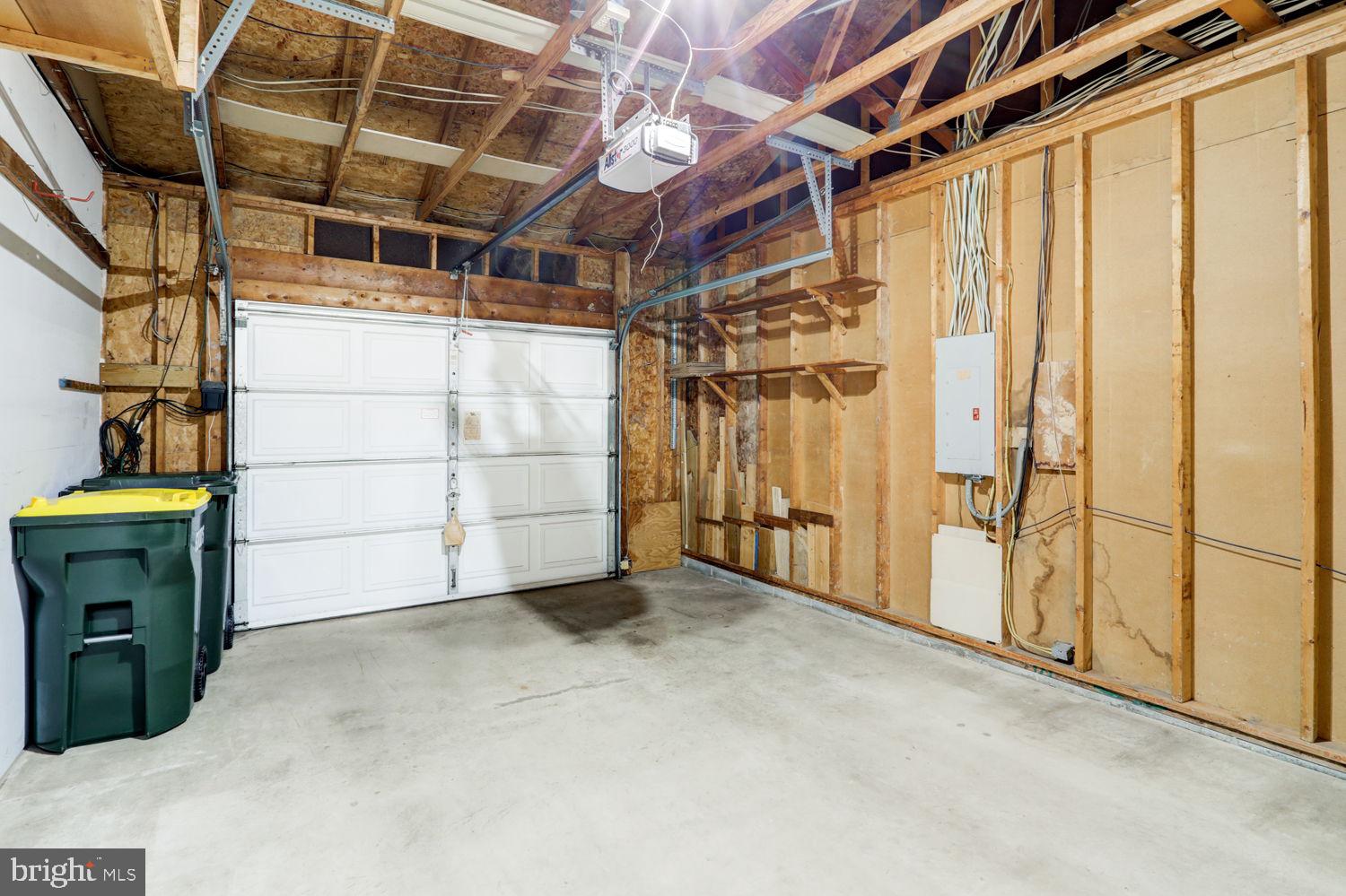 NEW HOLLAND BOROUGH - Residential