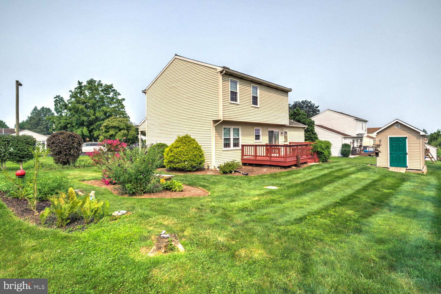 NEW HOLLAND BOROUGH - Residential