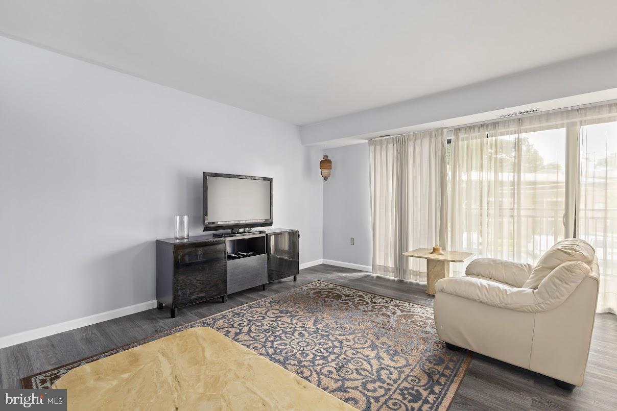 TIMBERLANE VILLAGE GARDEN CONDOMINIUMS - Residential