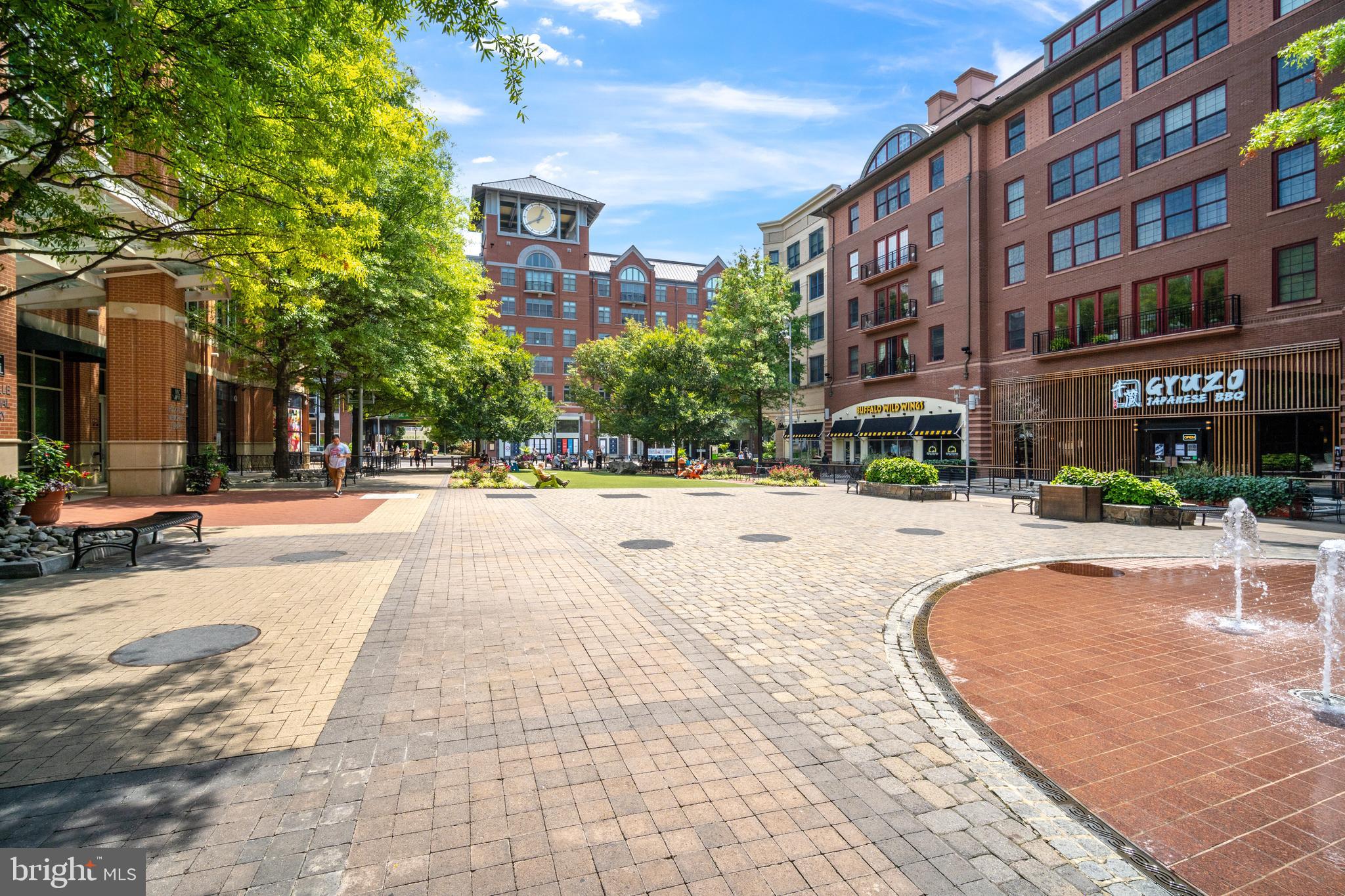 ROCKCREST - Residential