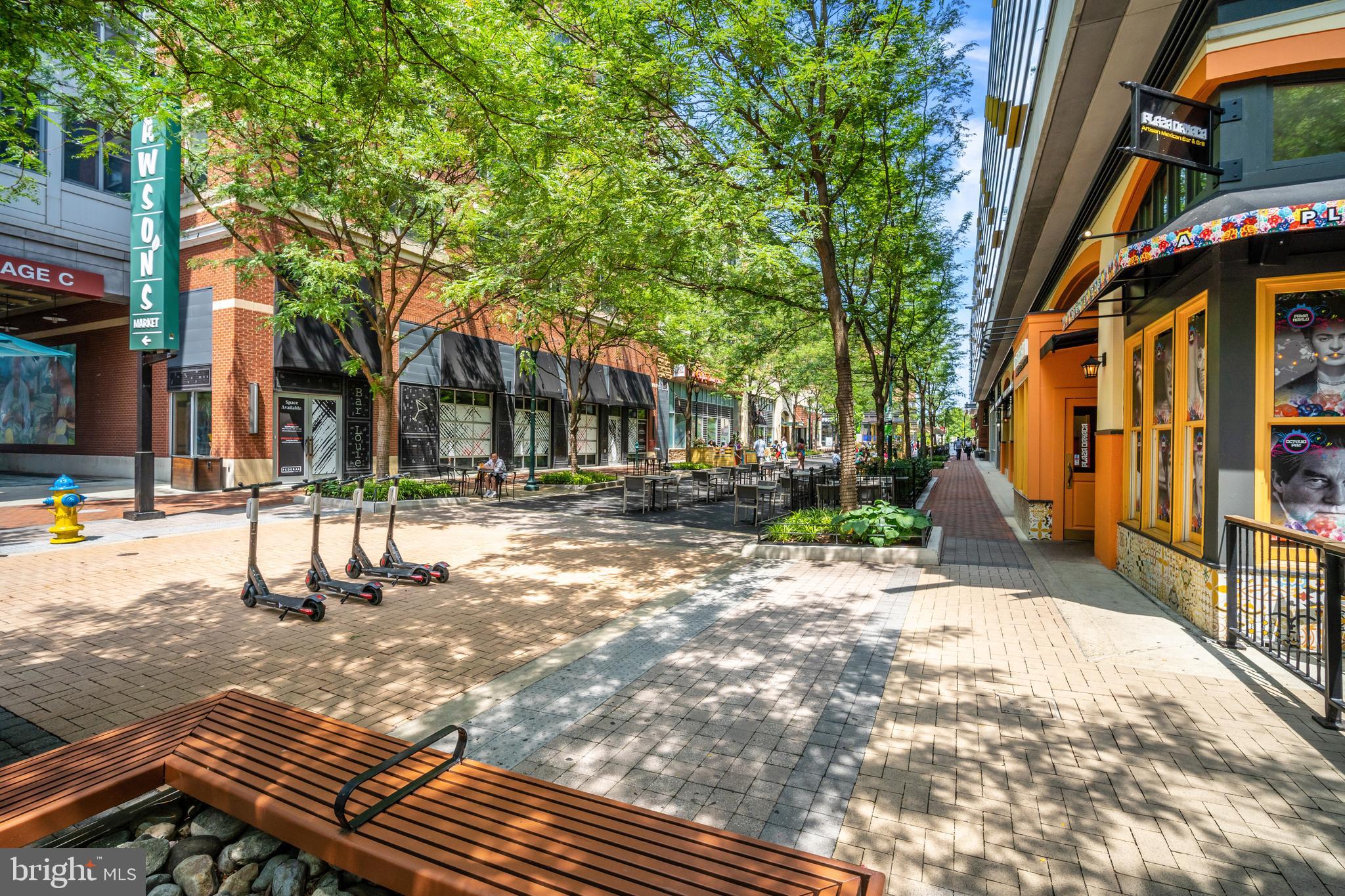ROCKCREST - Residential