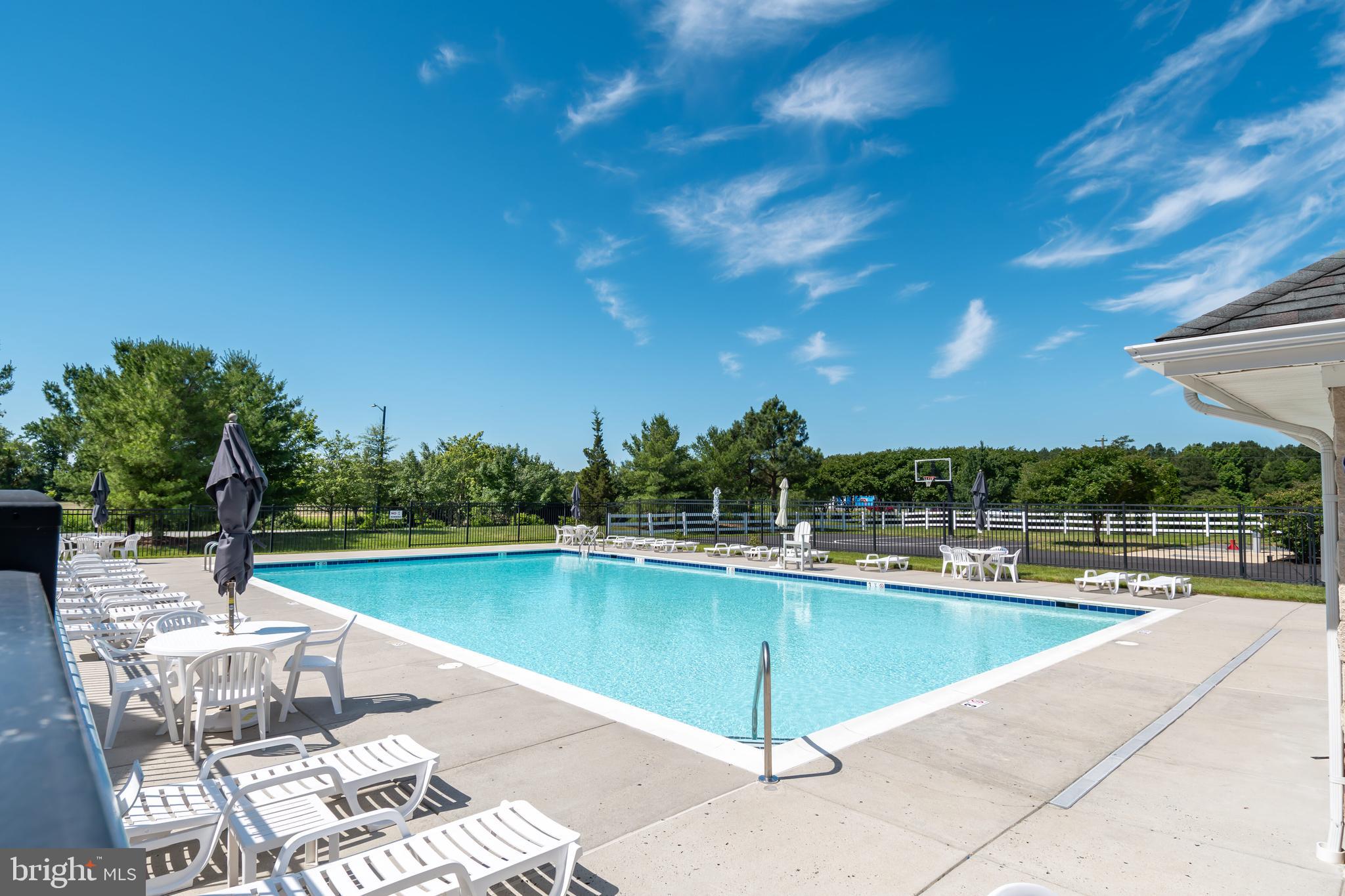 LAKELANDS AT EASTON - Residential