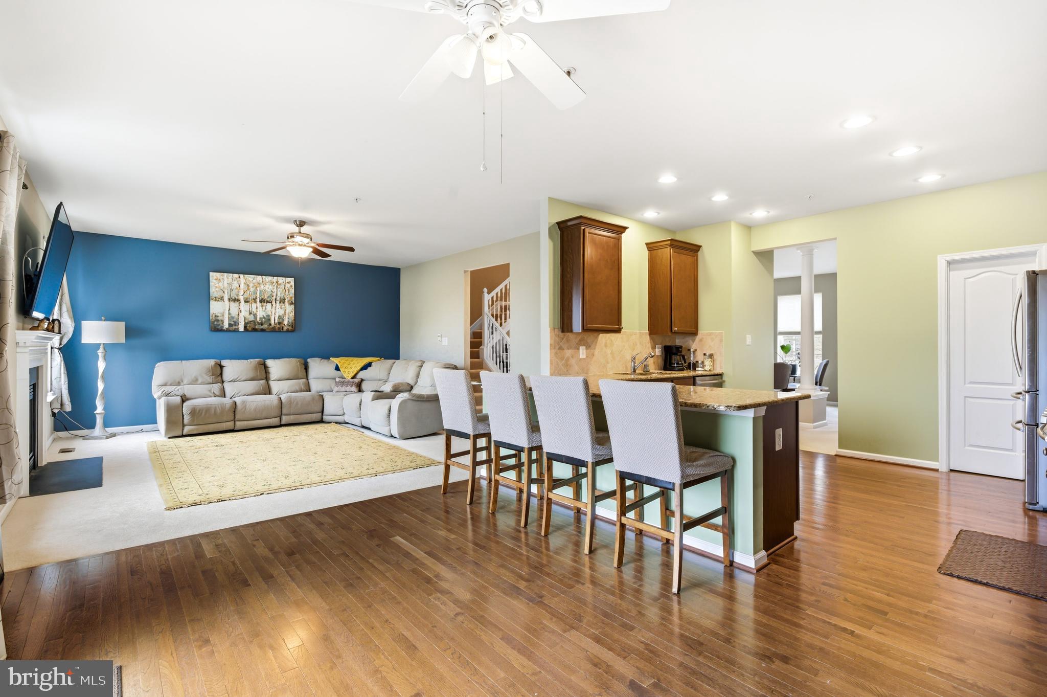 LAKELANDS AT EASTON - Residential