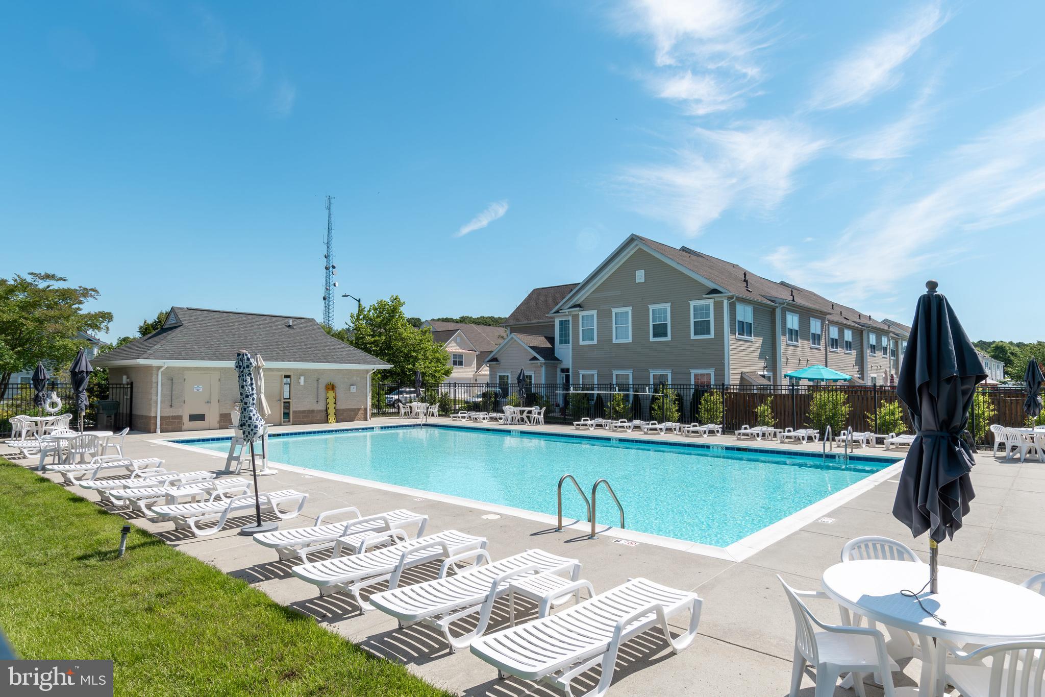 LAKELANDS AT EASTON - Residential