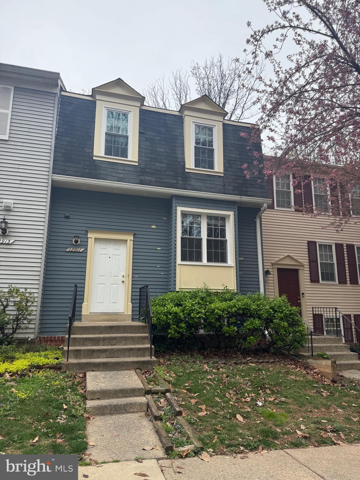 Great townhome in convenient section of Germantown. Located close to shops and highway access. This home has a great layout and is updated with hwd floors, tile floors in the kitchen, granite counters, new carpet and paint throughout, Crown and box moldings, plus a new roof and siding are on the way!! Tons of space throughout with 4 bedrooms and 3.5 bathrooms, faces parkland on one side and there is a nice big row of trees behind it. Large deck with a fenced rear yard. A large rec room in the basement with a fireplace. Owner requires a minimum credit  score of 640 minimum income of $86,500 to qualify.