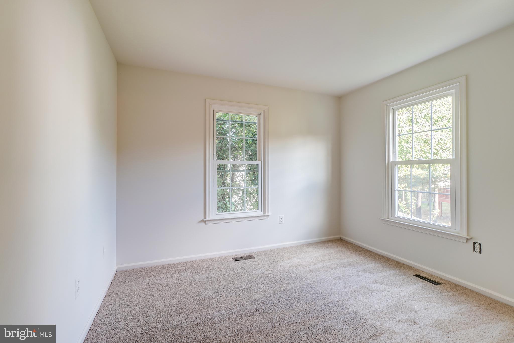 POTOMAC RIDGE - Residential