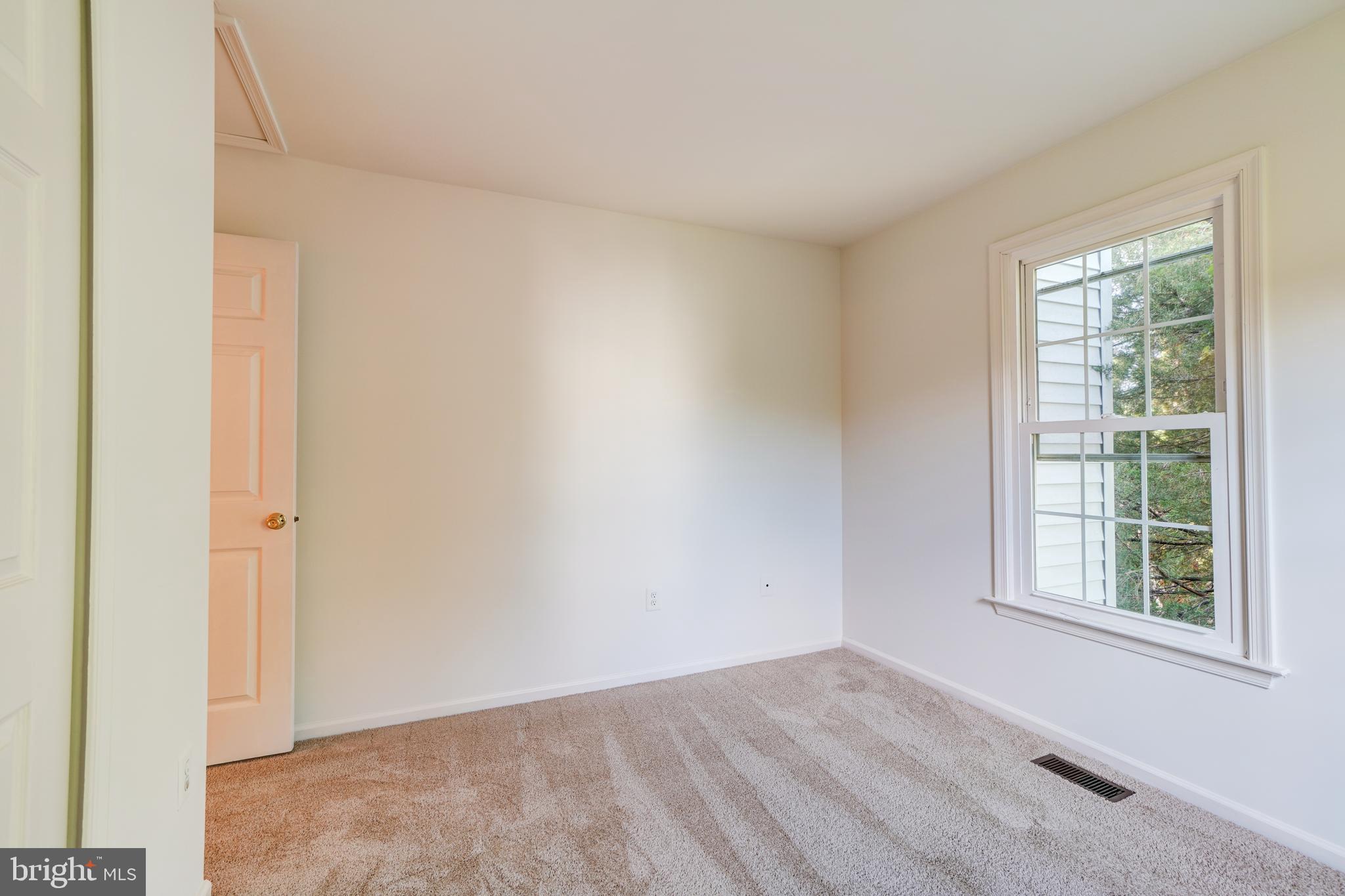 POTOMAC RIDGE - Residential