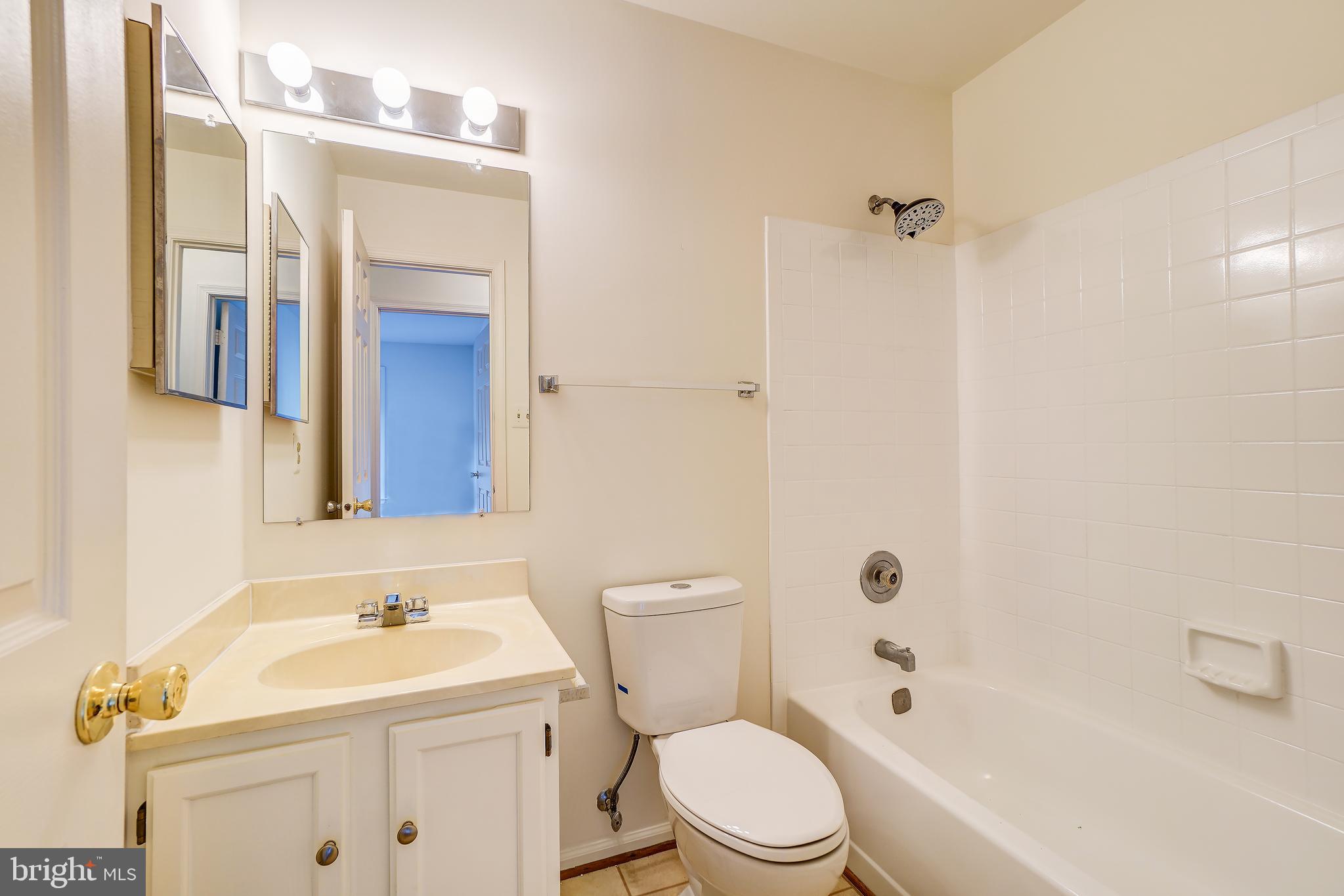 POTOMAC RIDGE - Residential