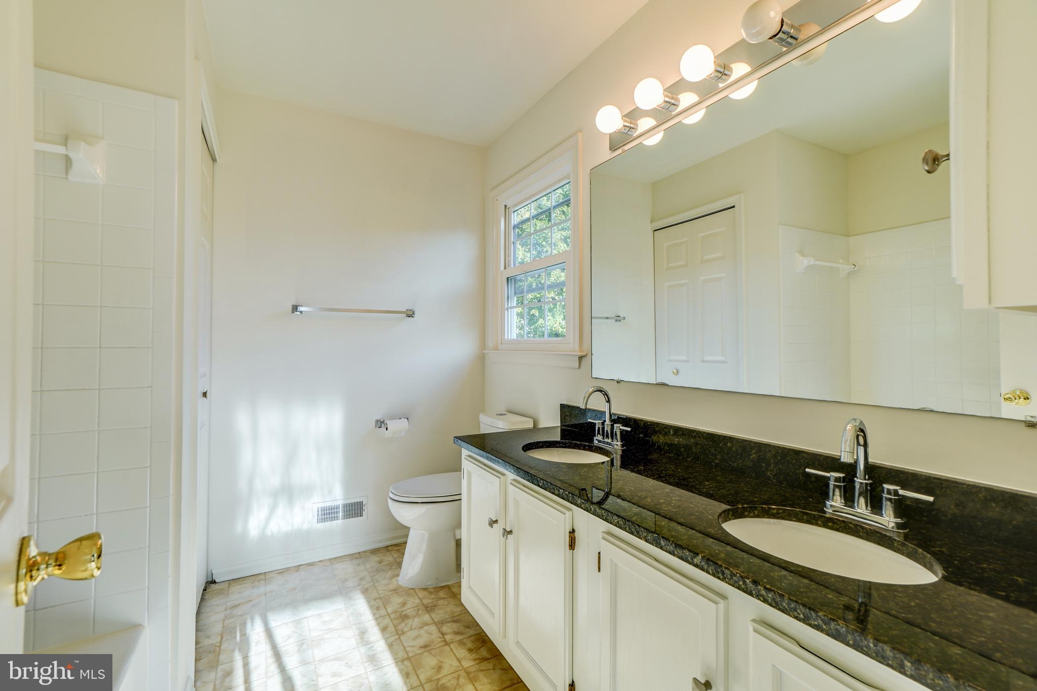 POTOMAC RIDGE - Residential