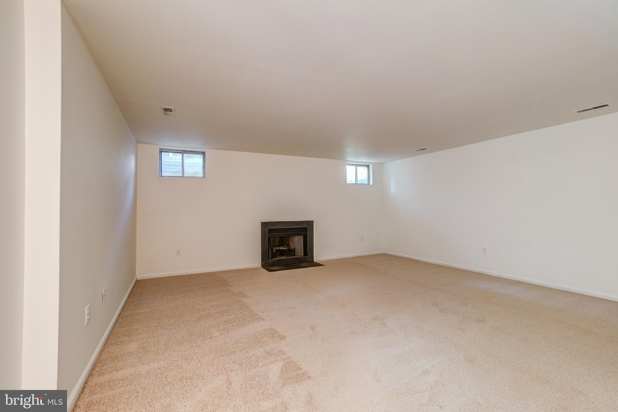 POTOMAC RIDGE - Residential