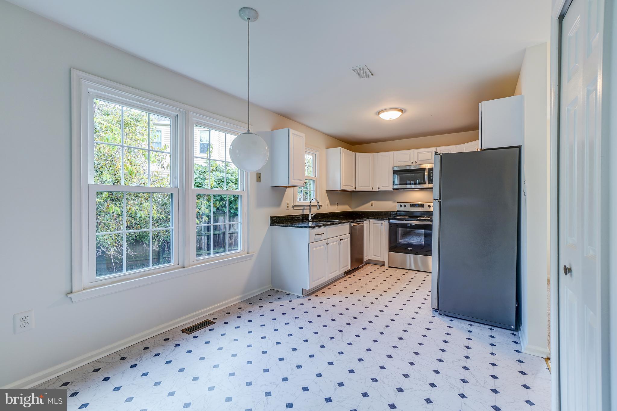 POTOMAC RIDGE - Residential