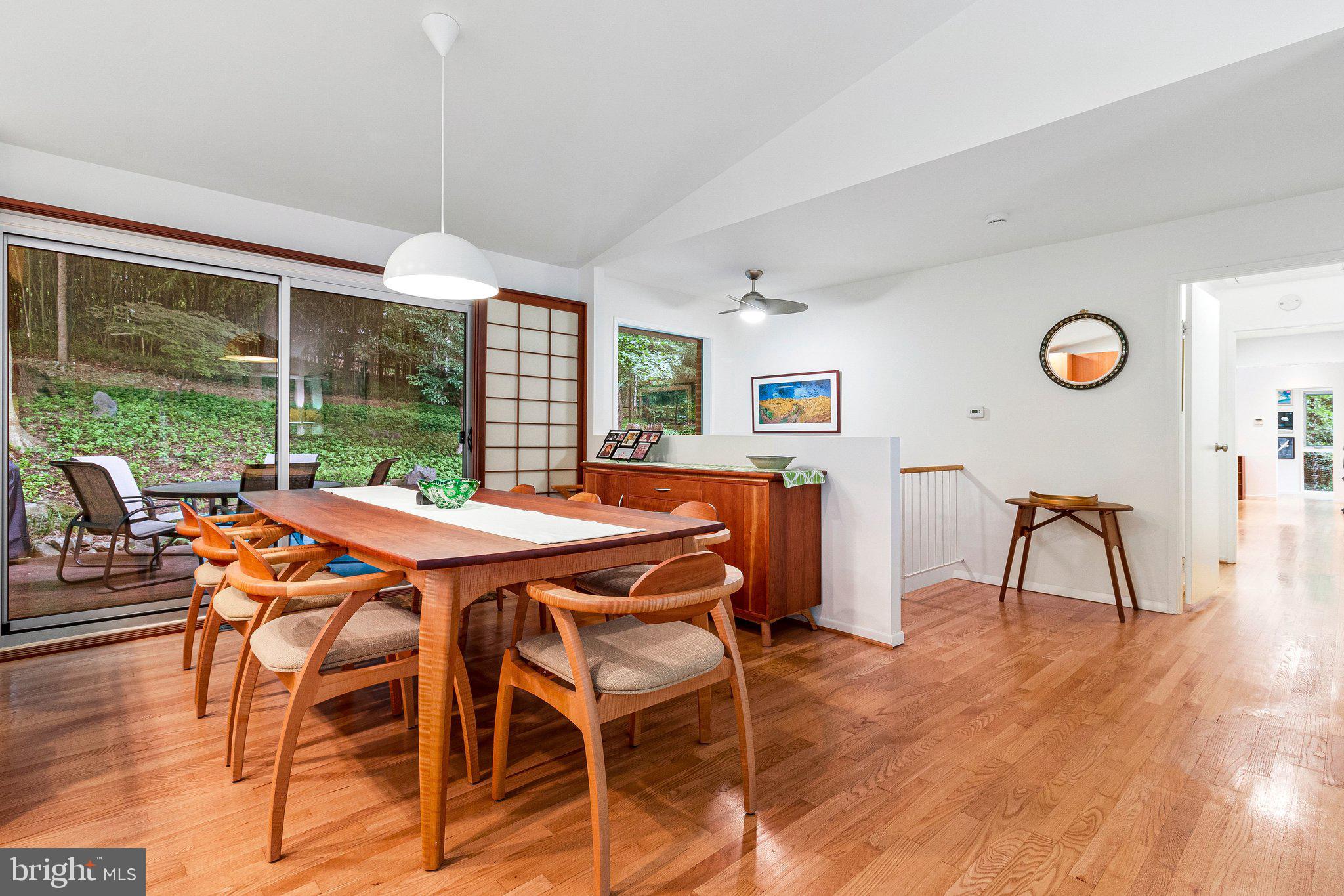 CARDEROCK SPRINGS - Residential