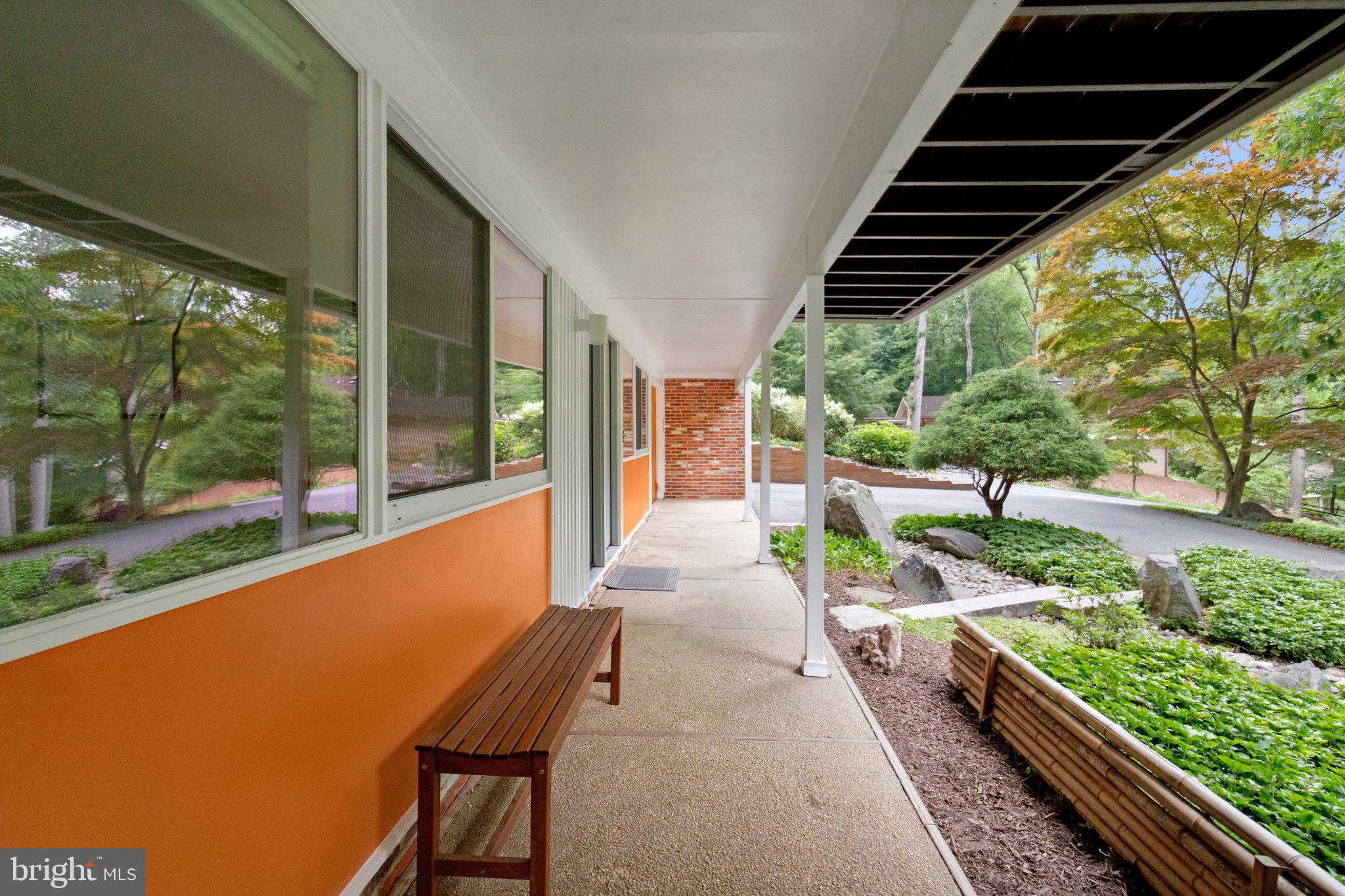 CARDEROCK SPRINGS - Residential