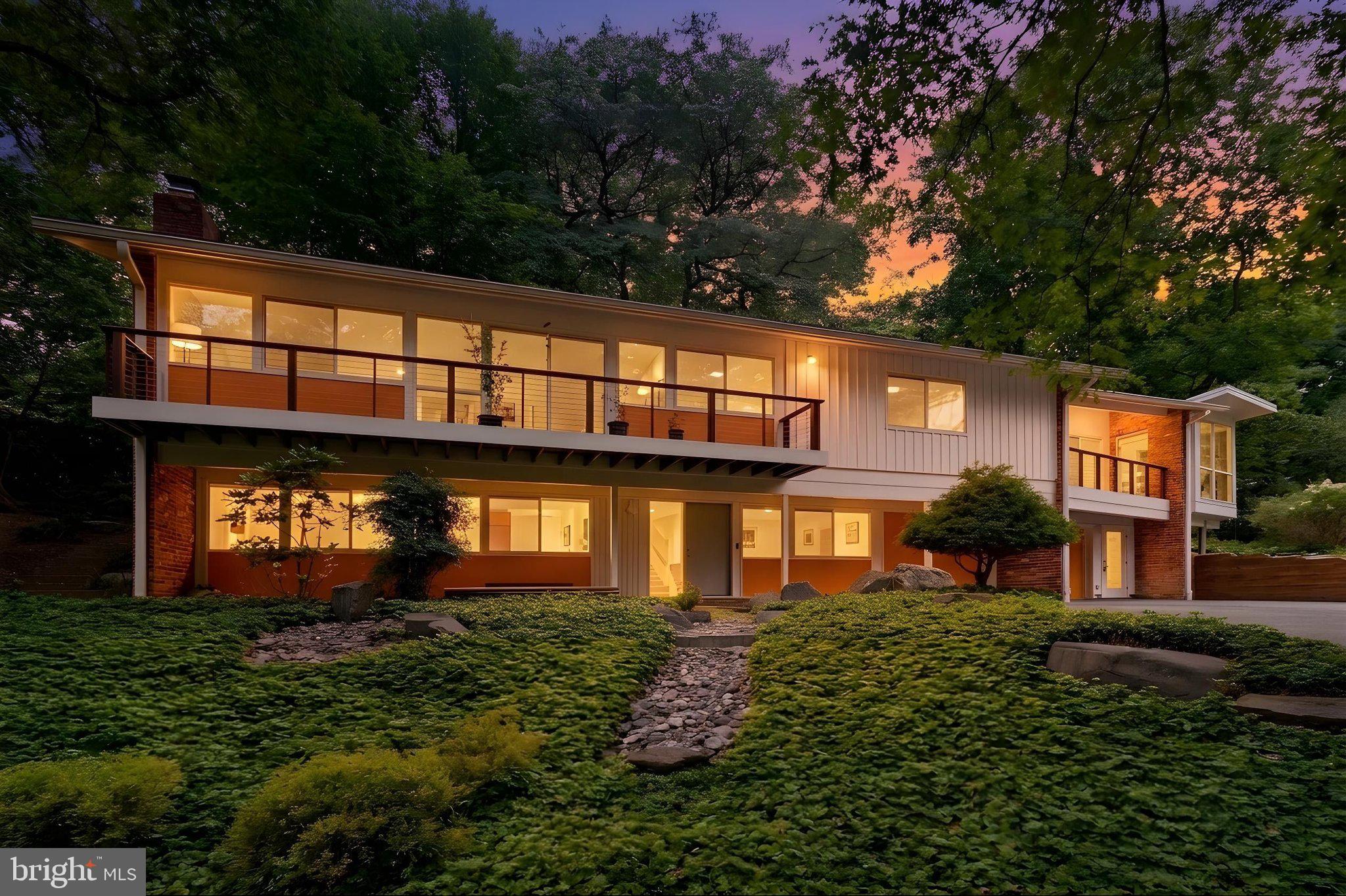 CARDEROCK SPRINGS - Residential