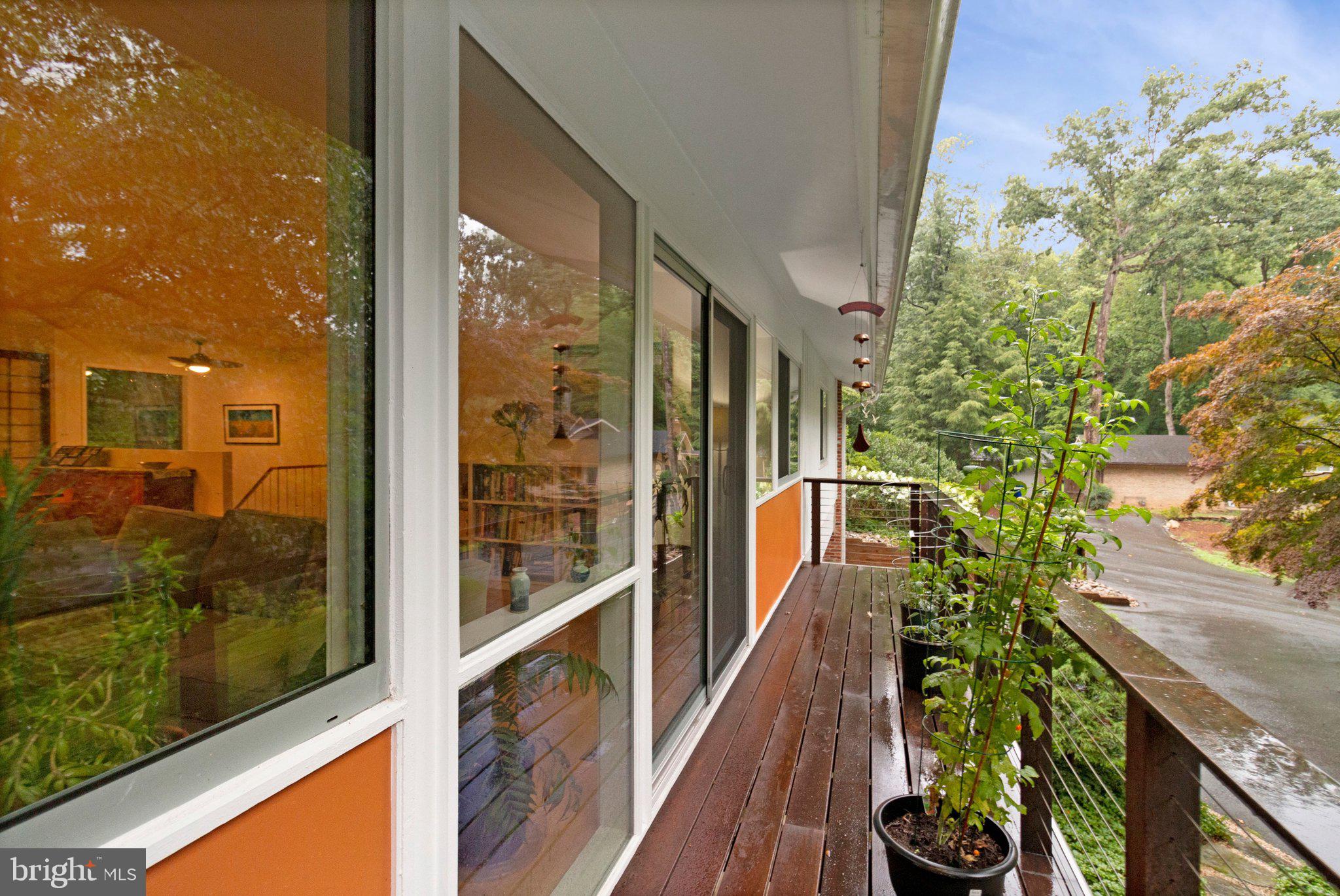 CARDEROCK SPRINGS - Residential