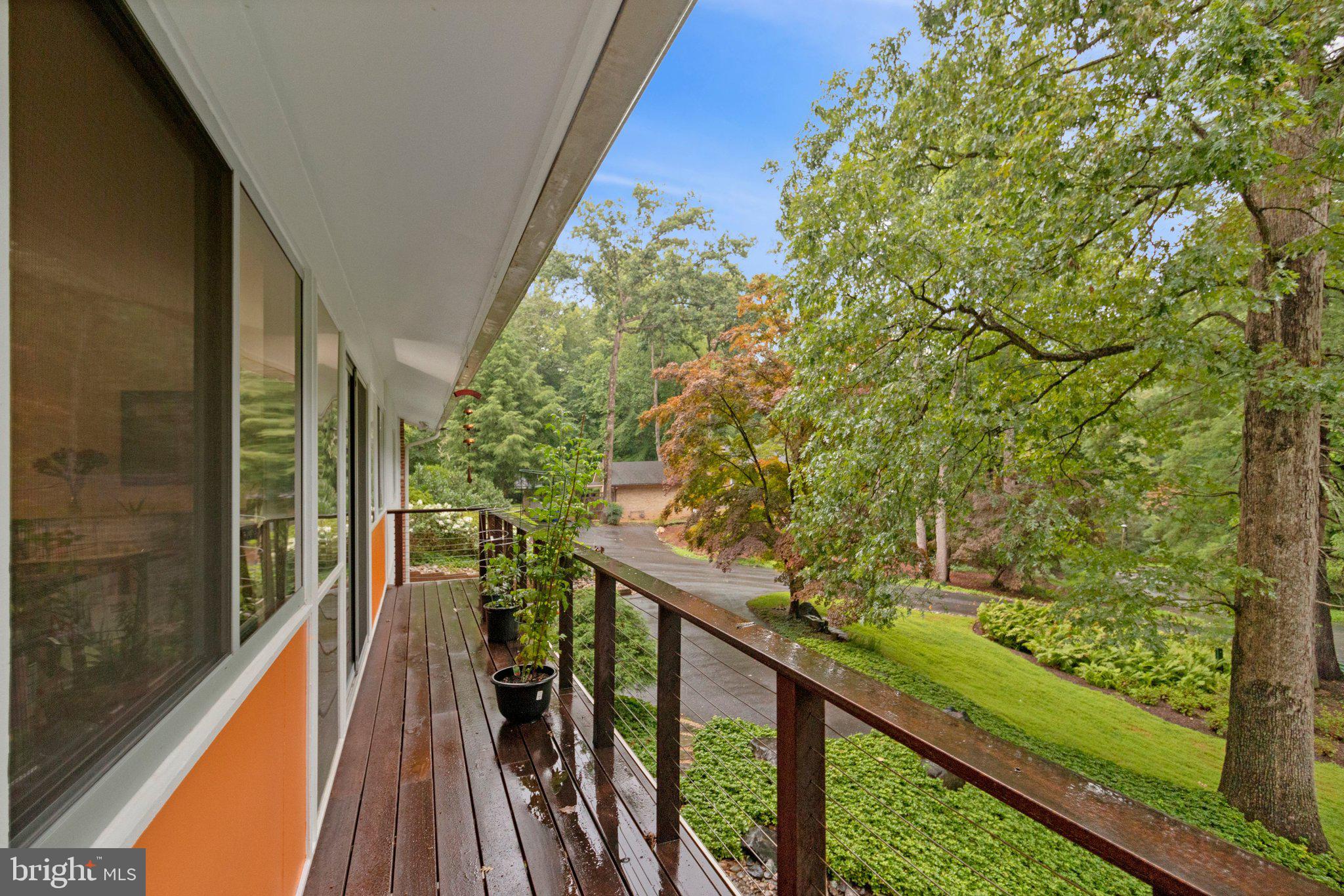 CARDEROCK SPRINGS - Residential