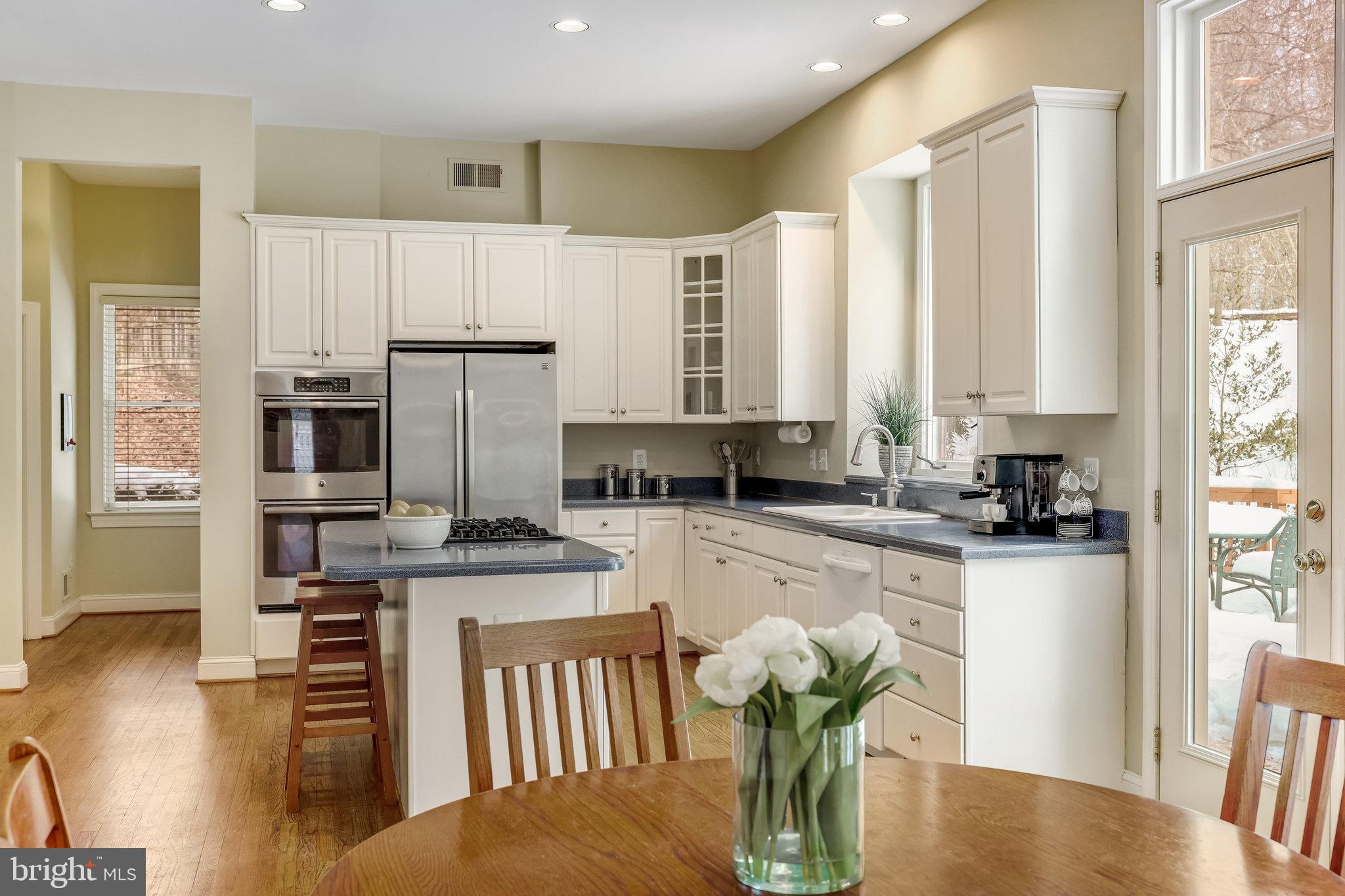 RIVERBEND KNOLLS - Residential
