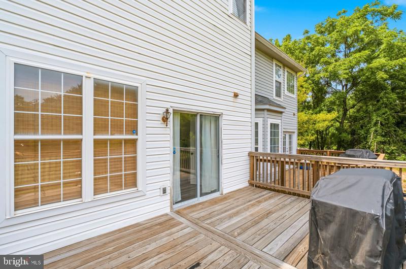 LONG REACH - Residential