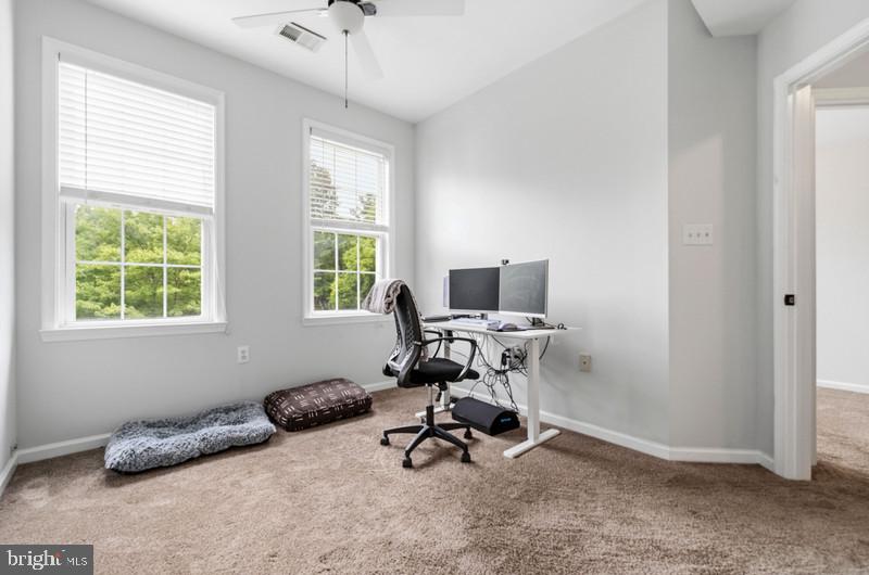 LONG REACH - Residential