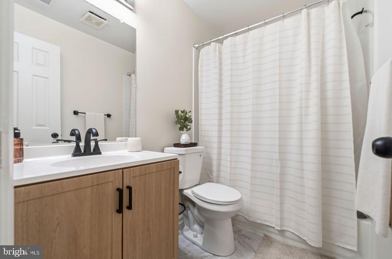 LONG REACH - Residential