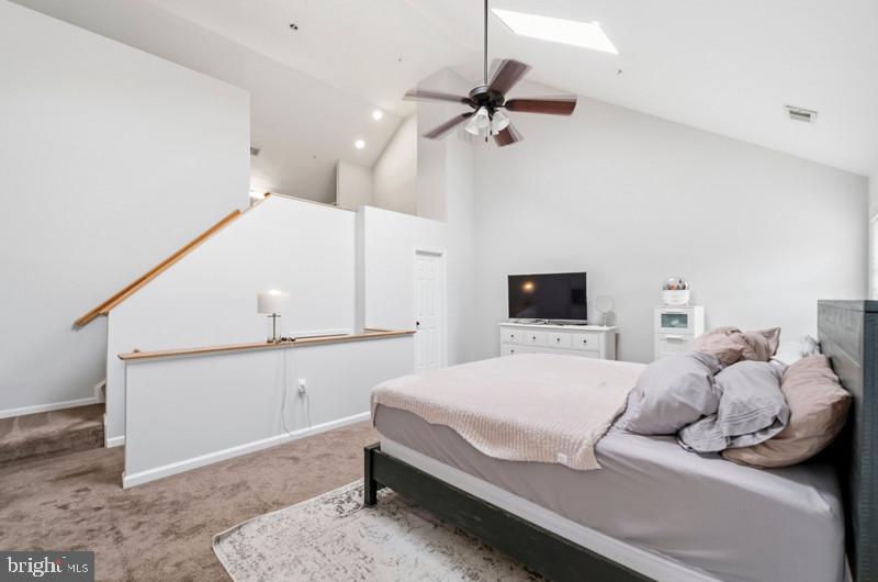LONG REACH - Residential