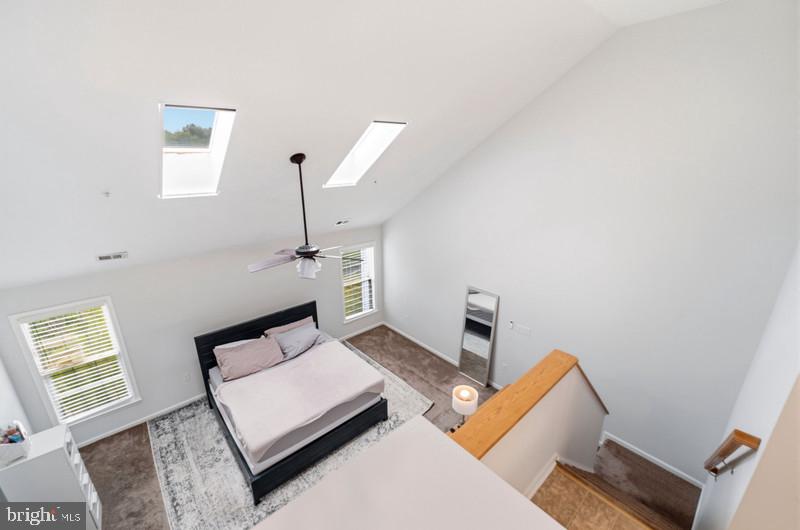 LONG REACH - Residential