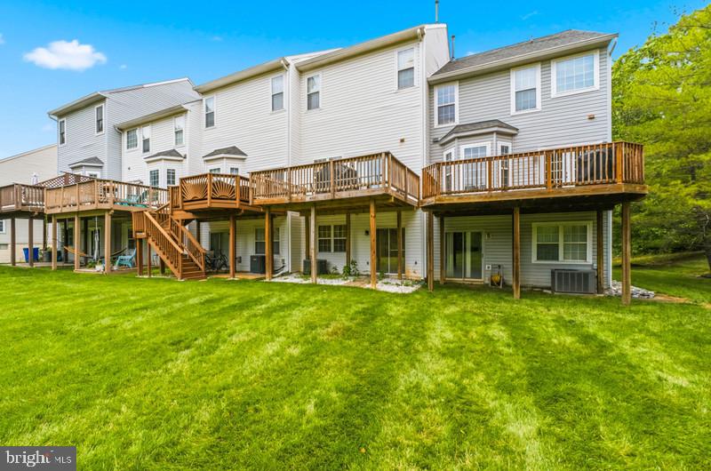 LONG REACH - Residential