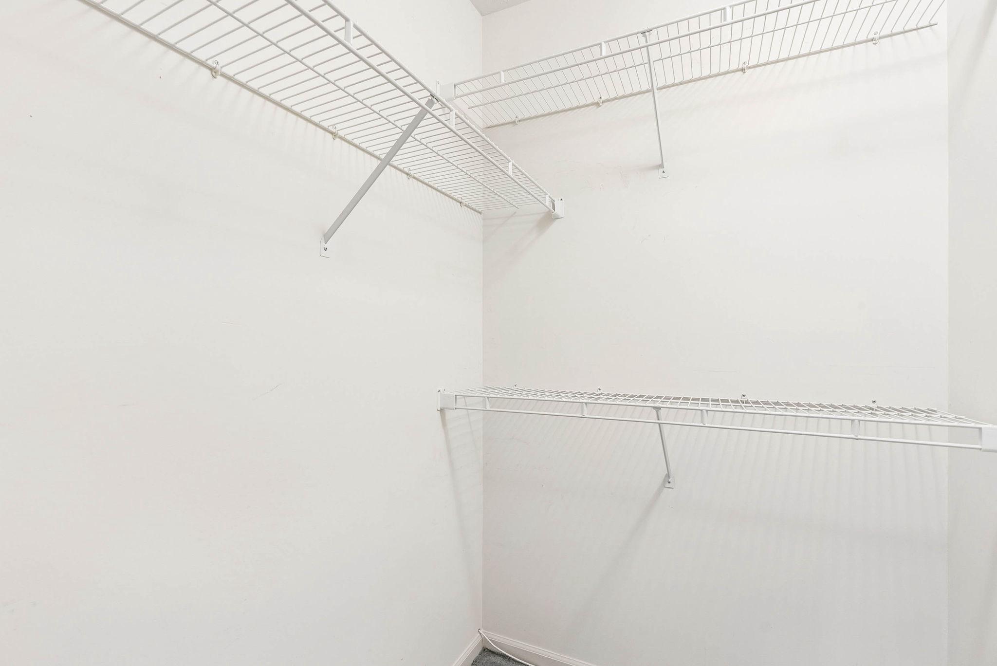 ST CLAIR - Residential