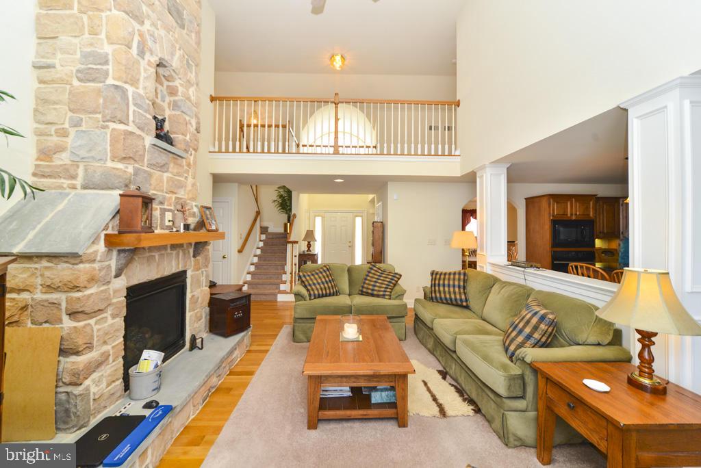 CAMERONS KNOLL - Residential