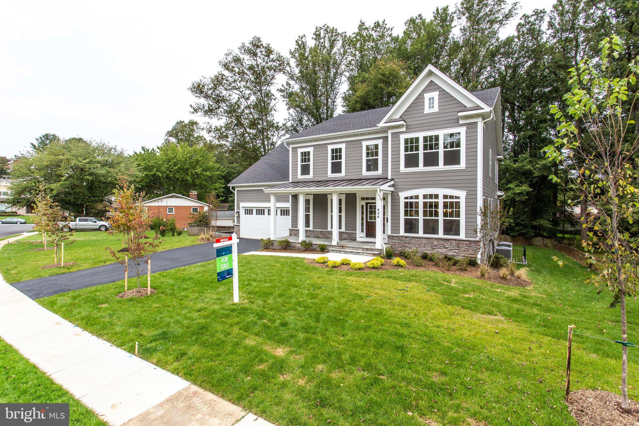 TOWN AND COUNTRY ESTATES - Residential