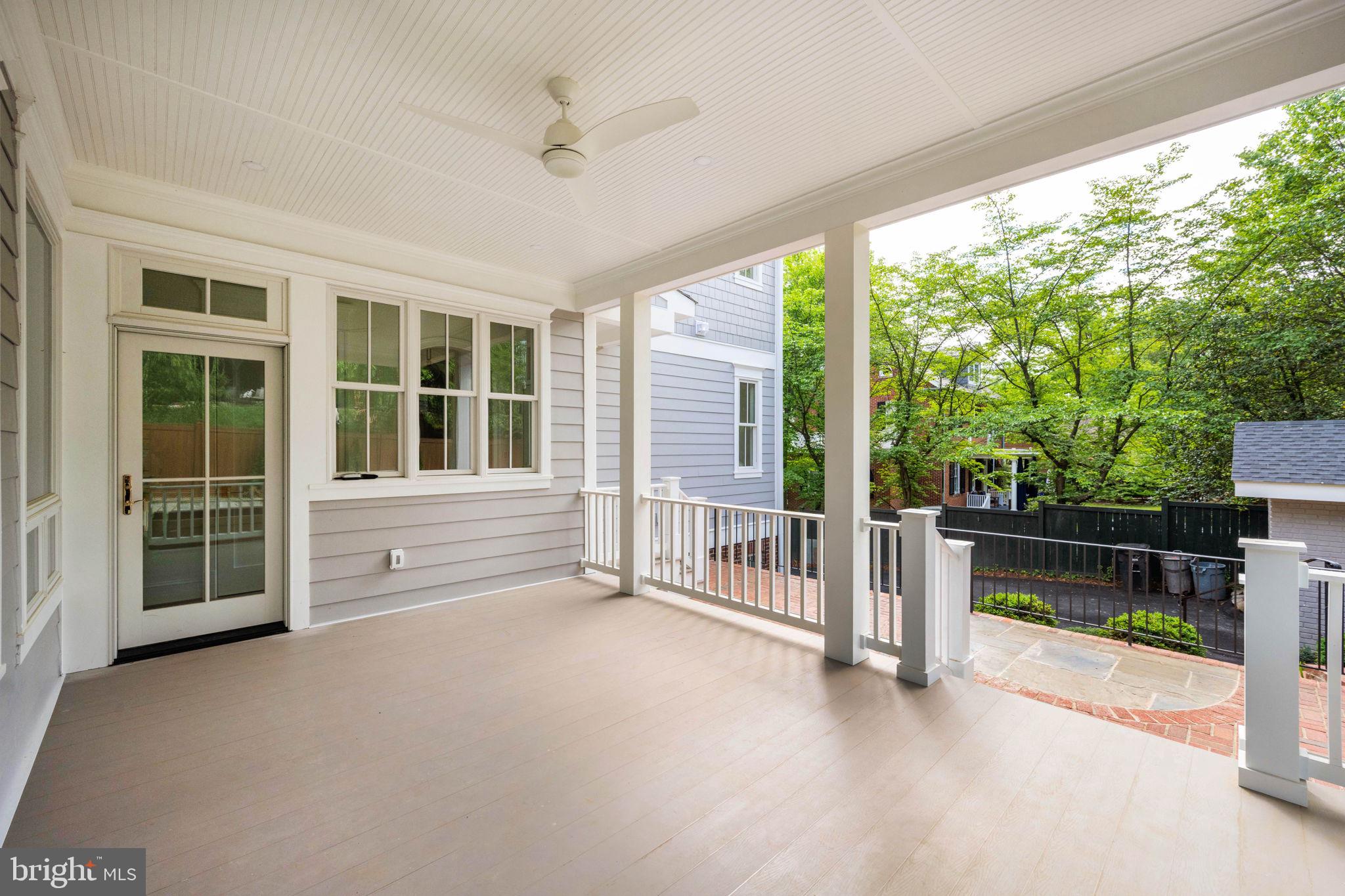 ROSEMONT - Residential