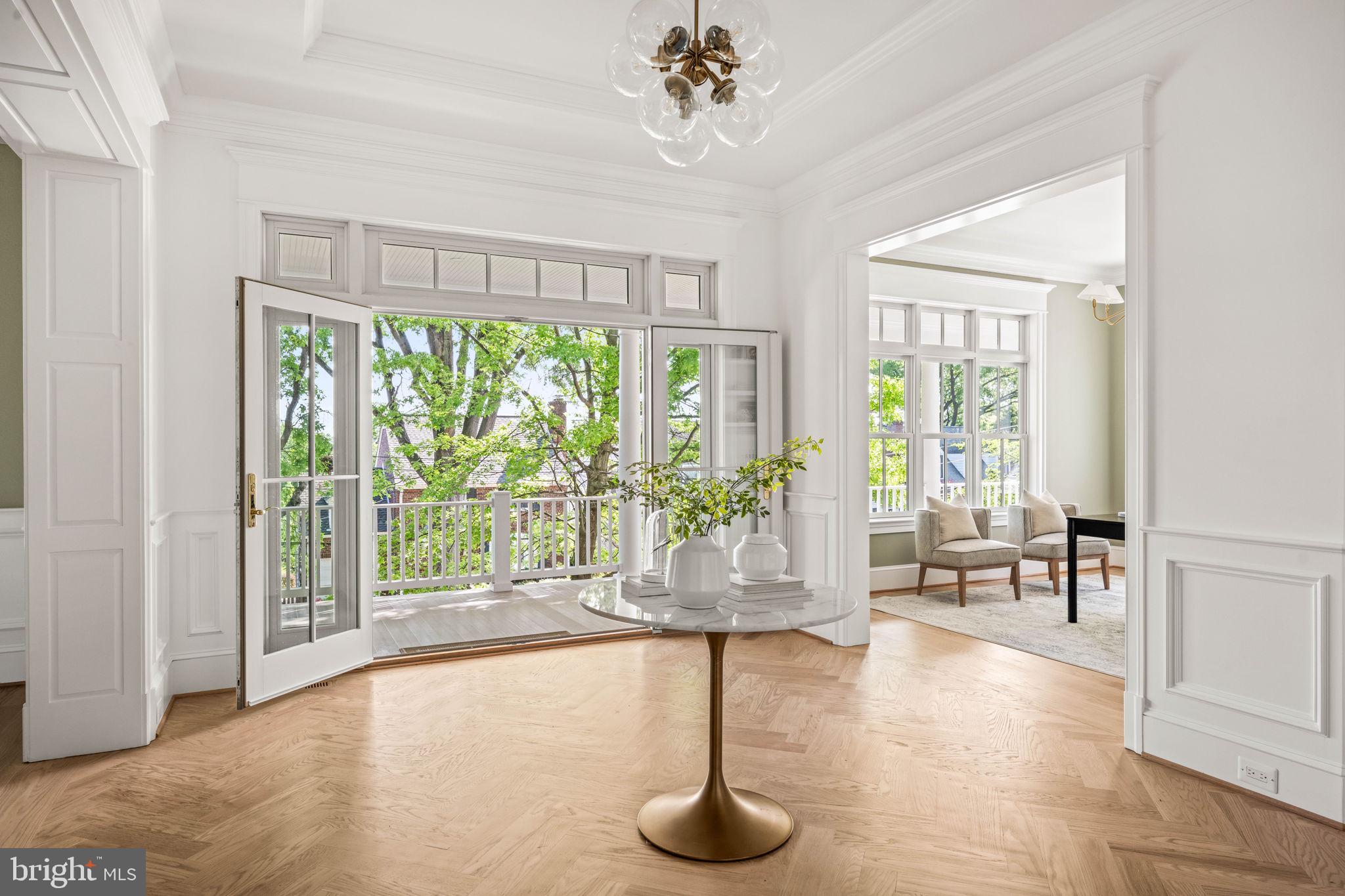 ROSEMONT - Residential