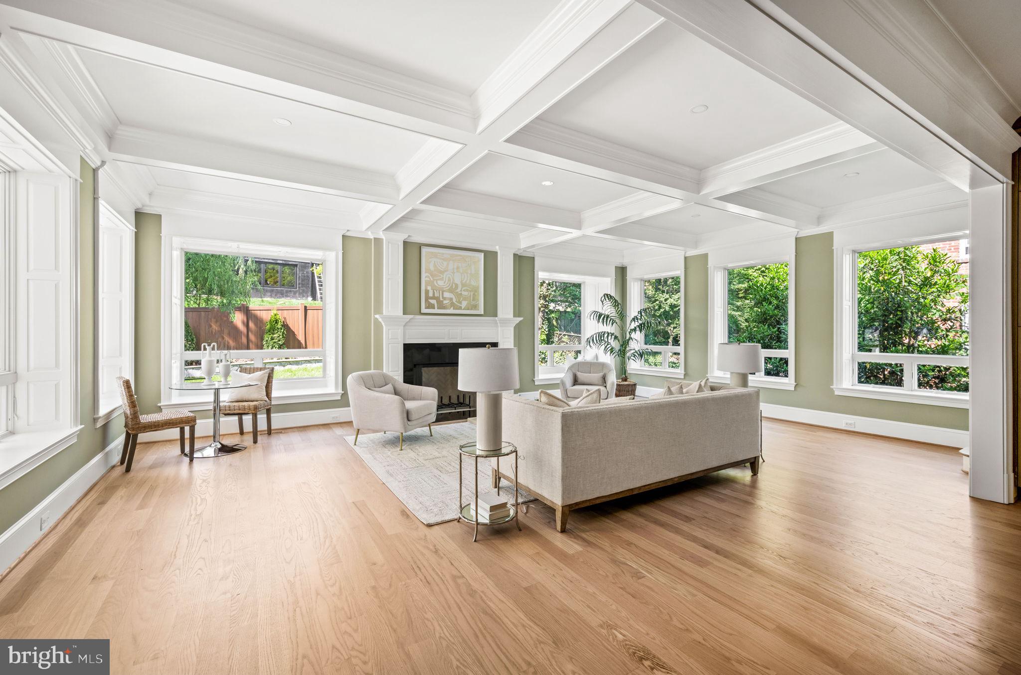 ROSEMONT - Residential