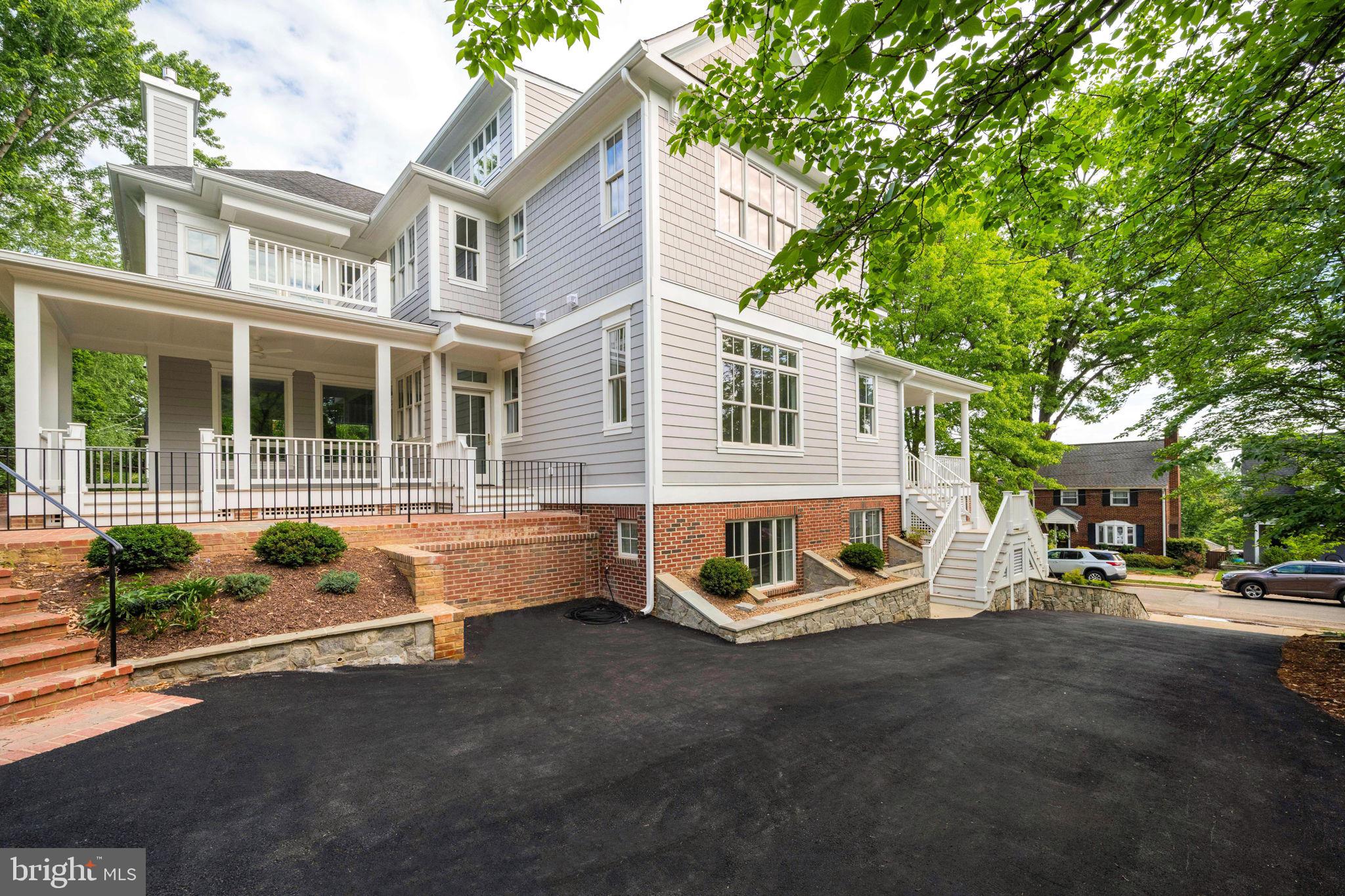 ROSEMONT - Residential