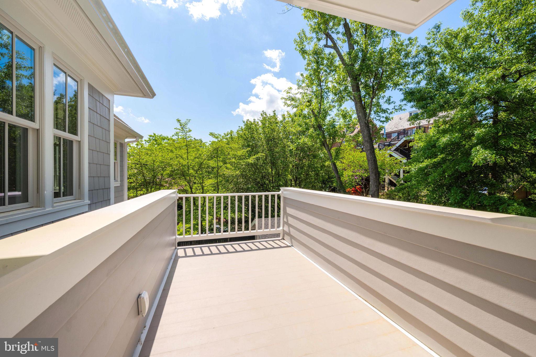 ROSEMONT - Residential