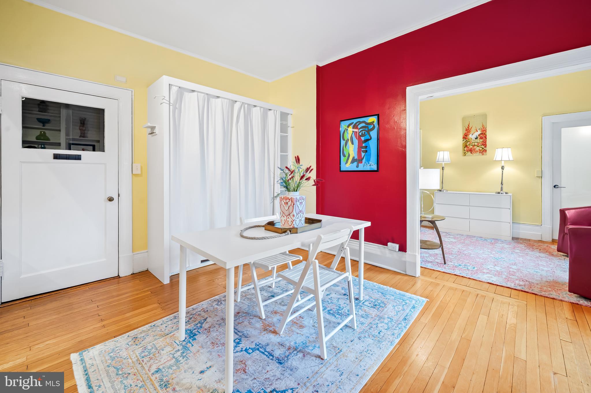 ROLAND PARK - Residential