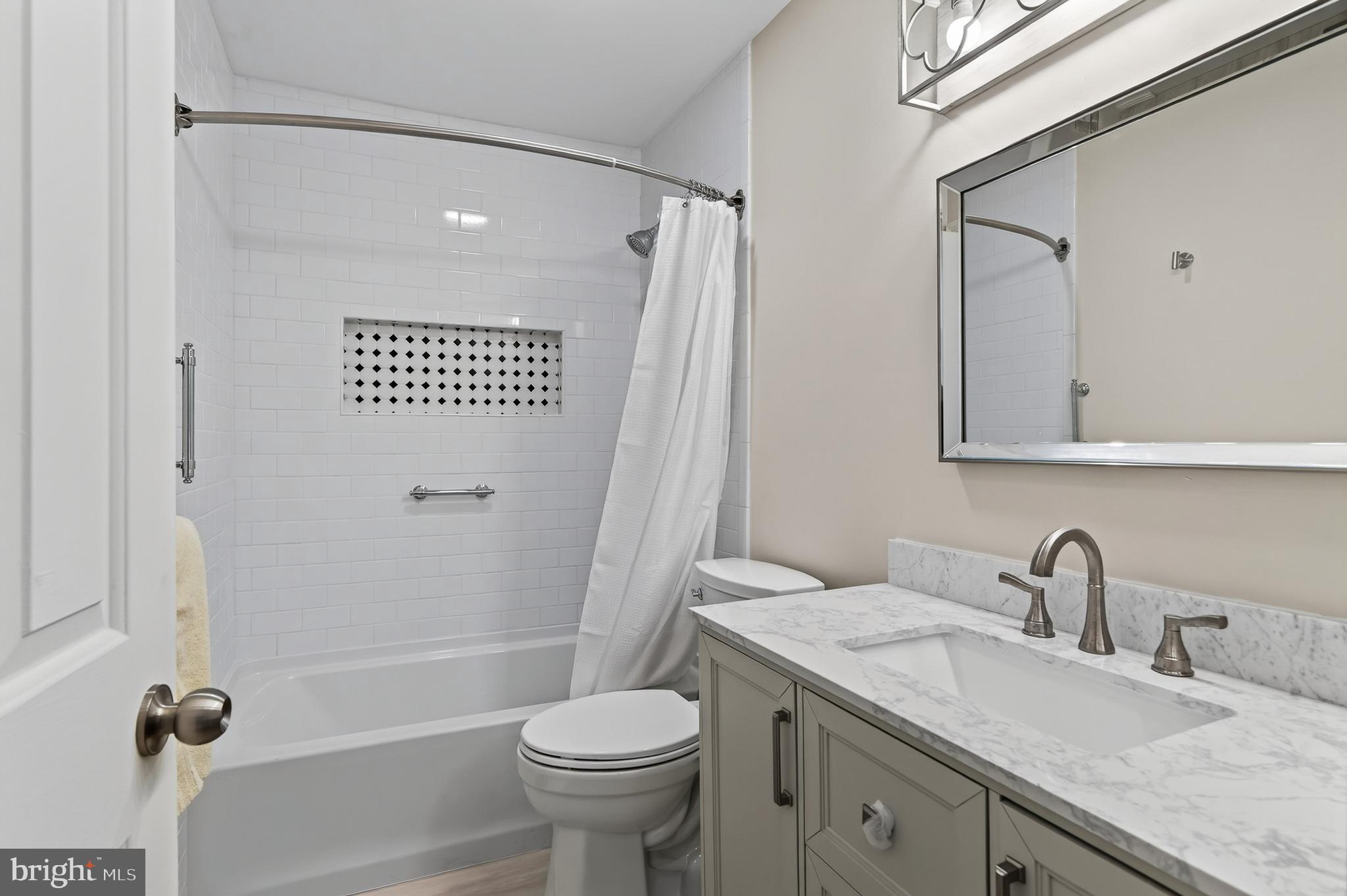 BROOKSIDE FARMS - Residential