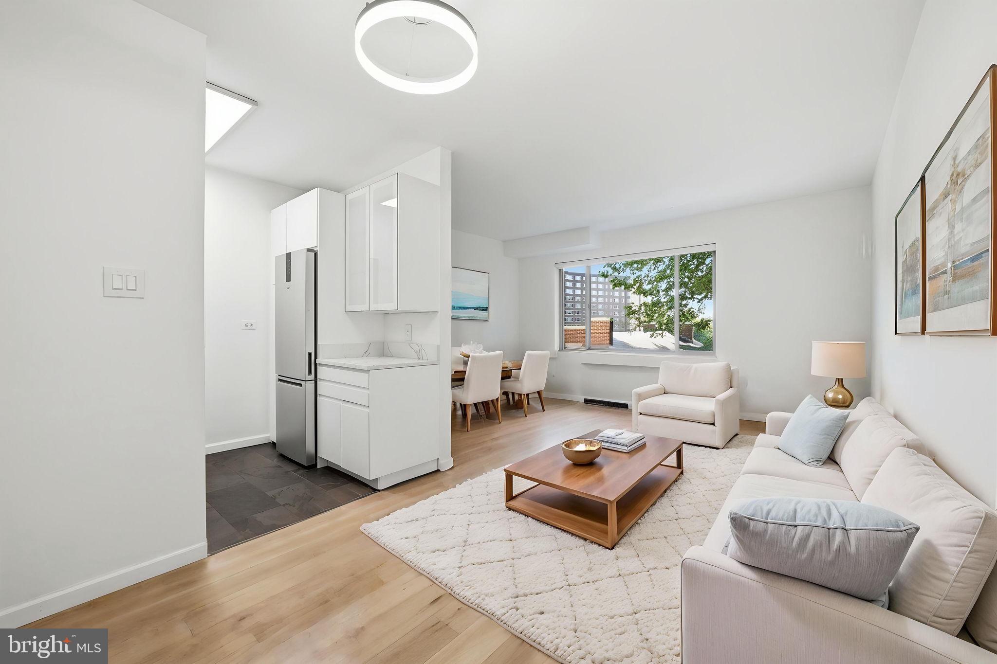 CLEVELAND PARK - Residential