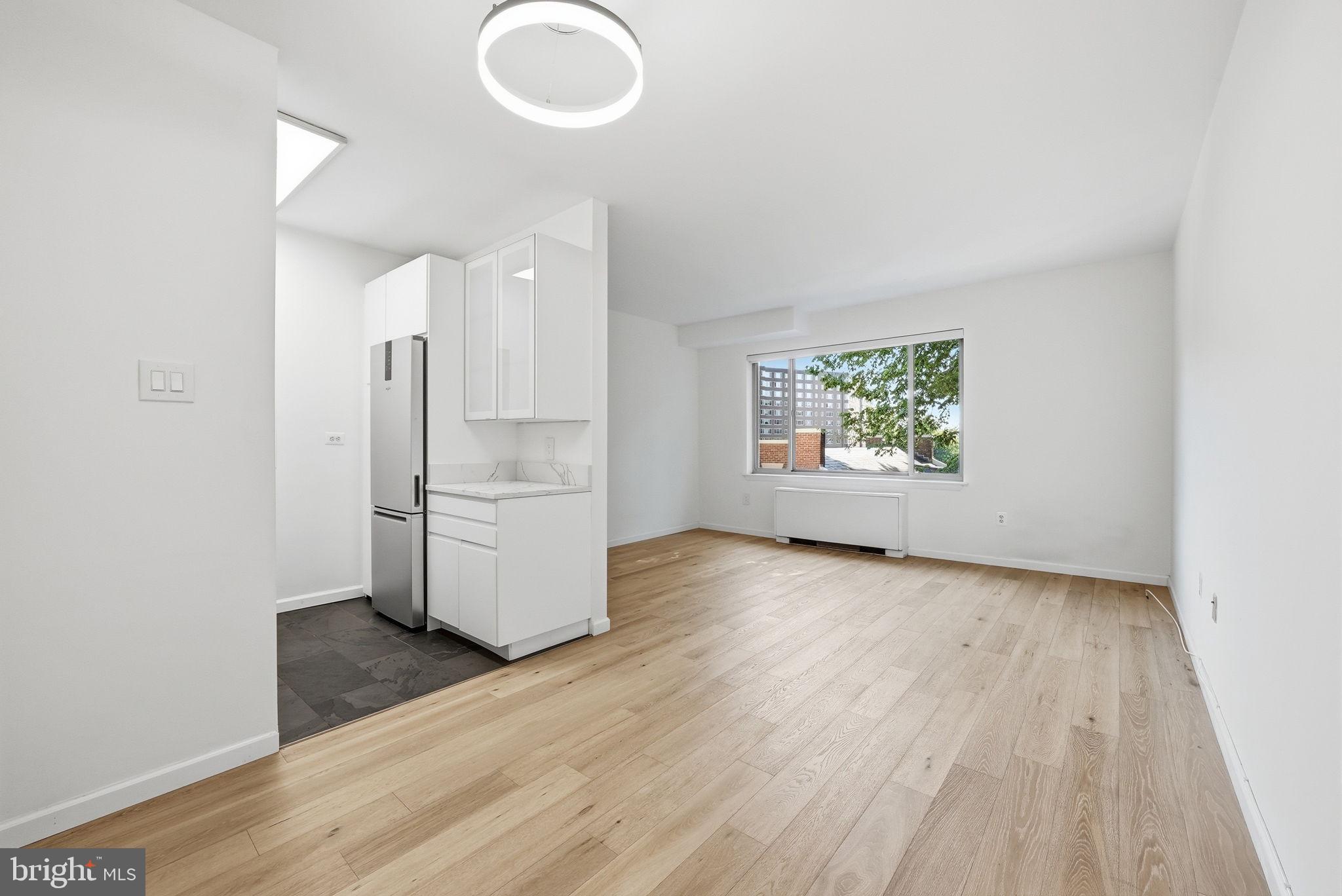 CLEVELAND PARK - Residential