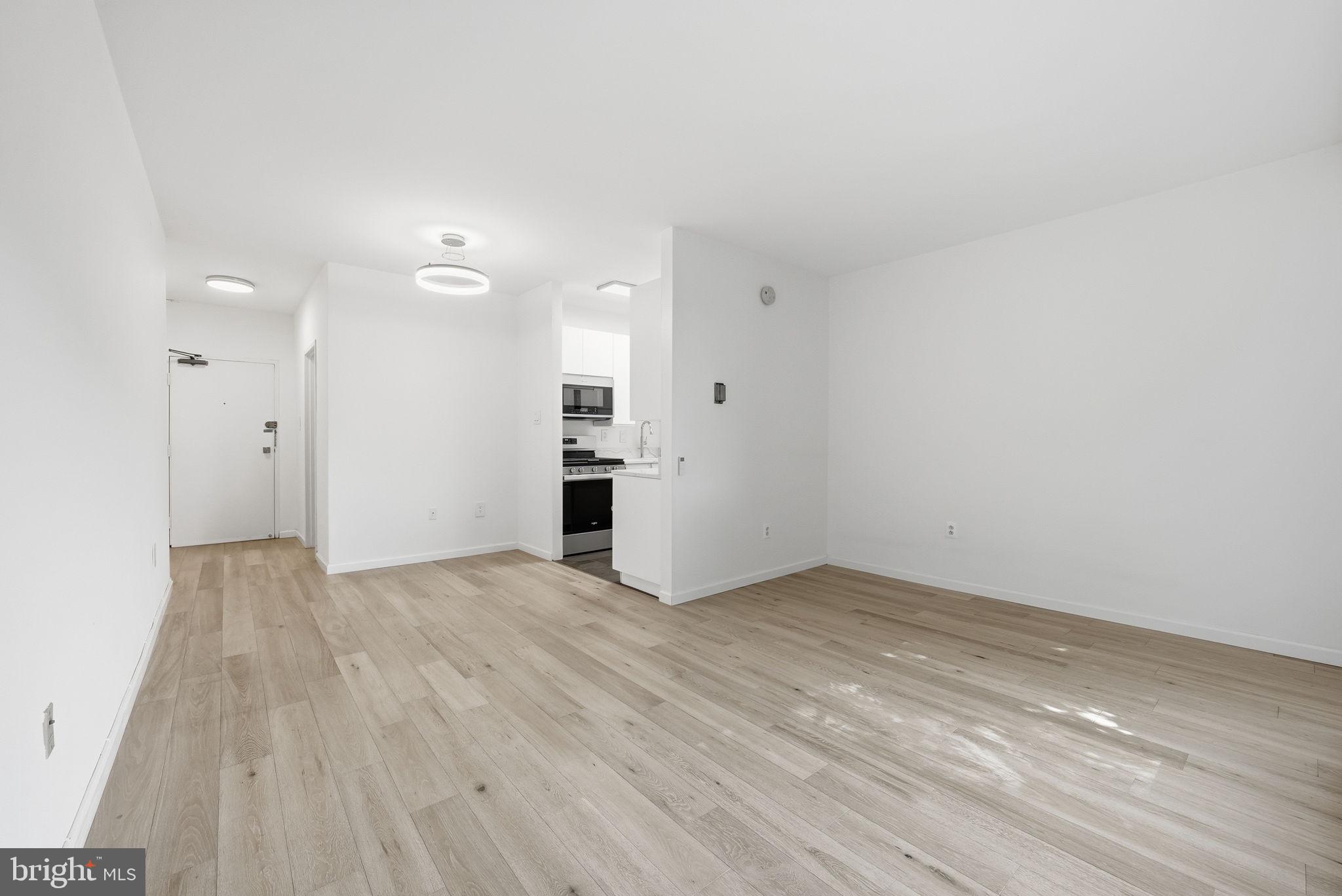 CLEVELAND PARK - Residential